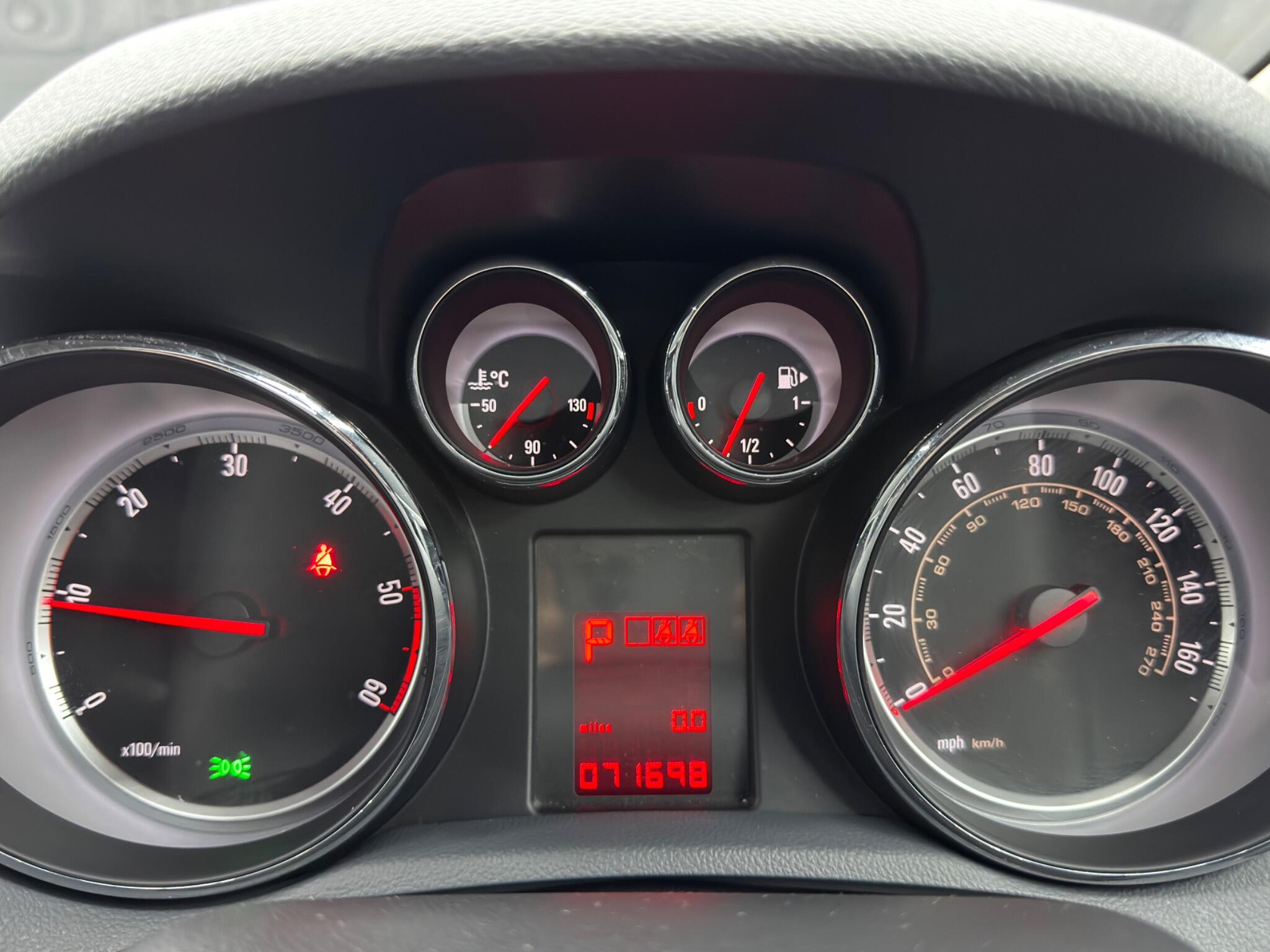 Vauxhall Mokka 1.6 CDTi SE Auto 2WD Euro 6 5dr 5dr Automatic 2026