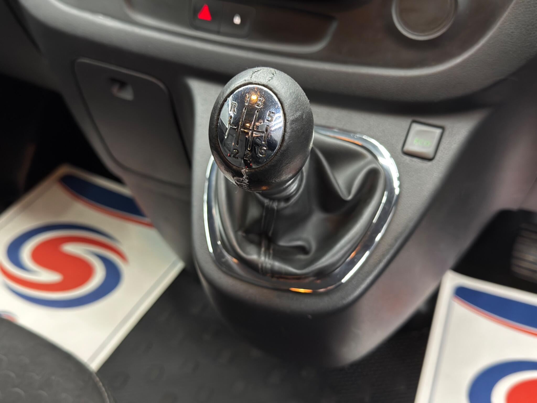 Vauxhall Vivaro 1.6 CDTi 2900 BiTurbo ecoTEC Sportive Crew Van L1 H1 Euro 6 (s/s) 5dr (6 Seat) 5dr Manual 2026