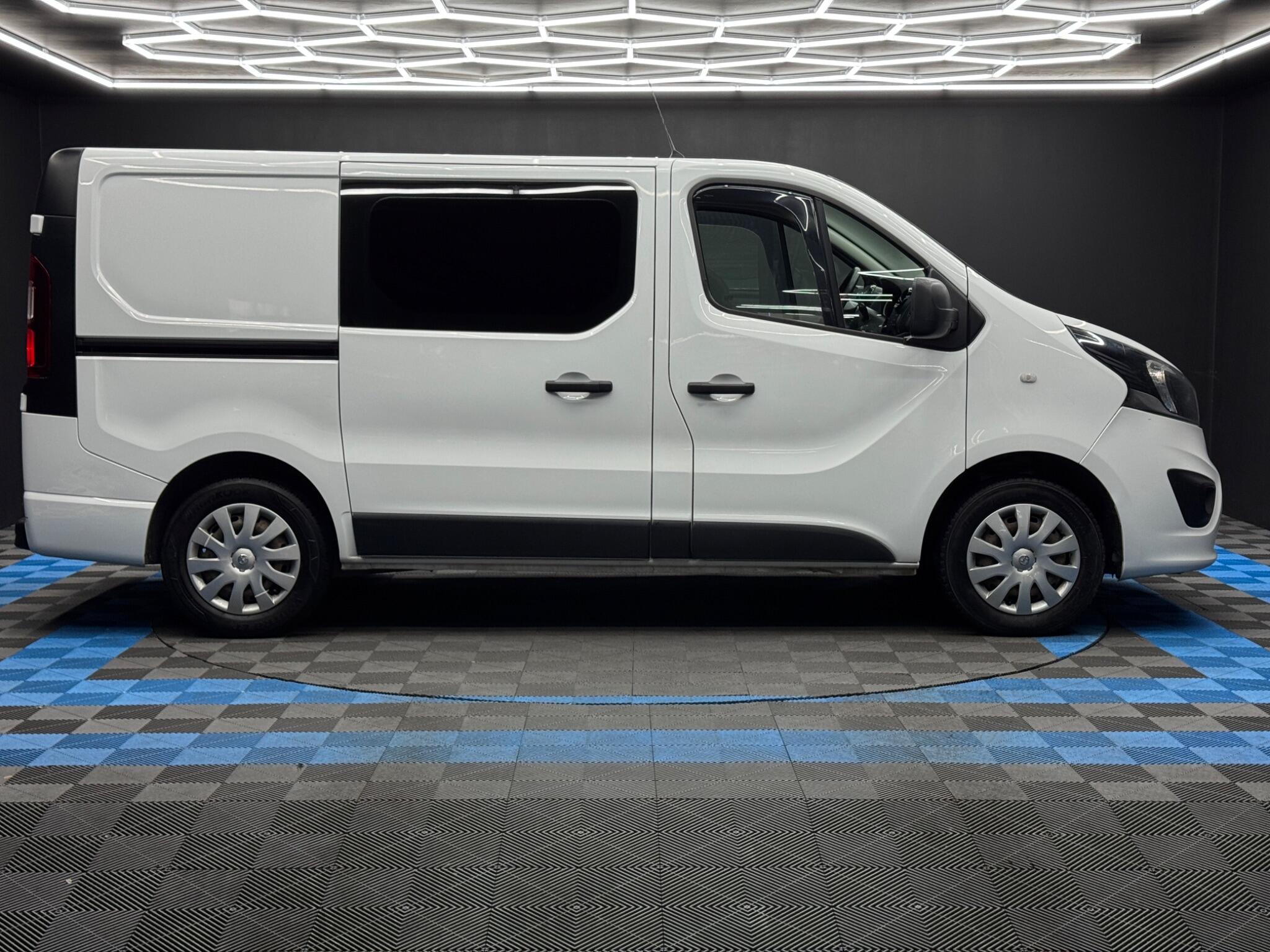 Vauxhall Vivaro 1.6 CDTi 2900 BiTurbo ecoTEC Sportive Crew Van L1 H1 Euro 6 (s/s) 5dr (6 Seat) 5dr Manual 2026