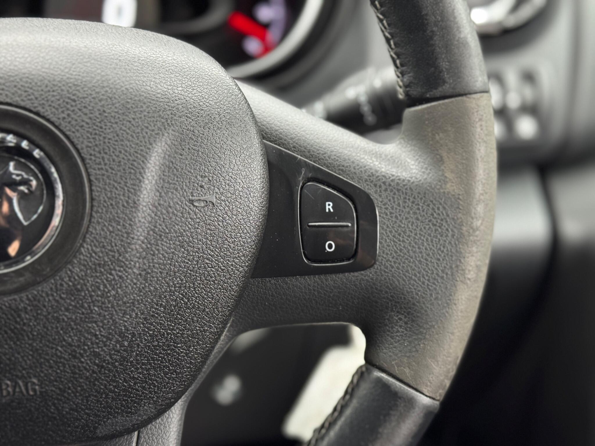 Vauxhall Vivaro 1.6 CDTi 2900 BiTurbo ecoTEC Sportive Crew Van L1 H1 Euro 6 (s/s) 5dr (6 Seat) 5dr Manual 2026