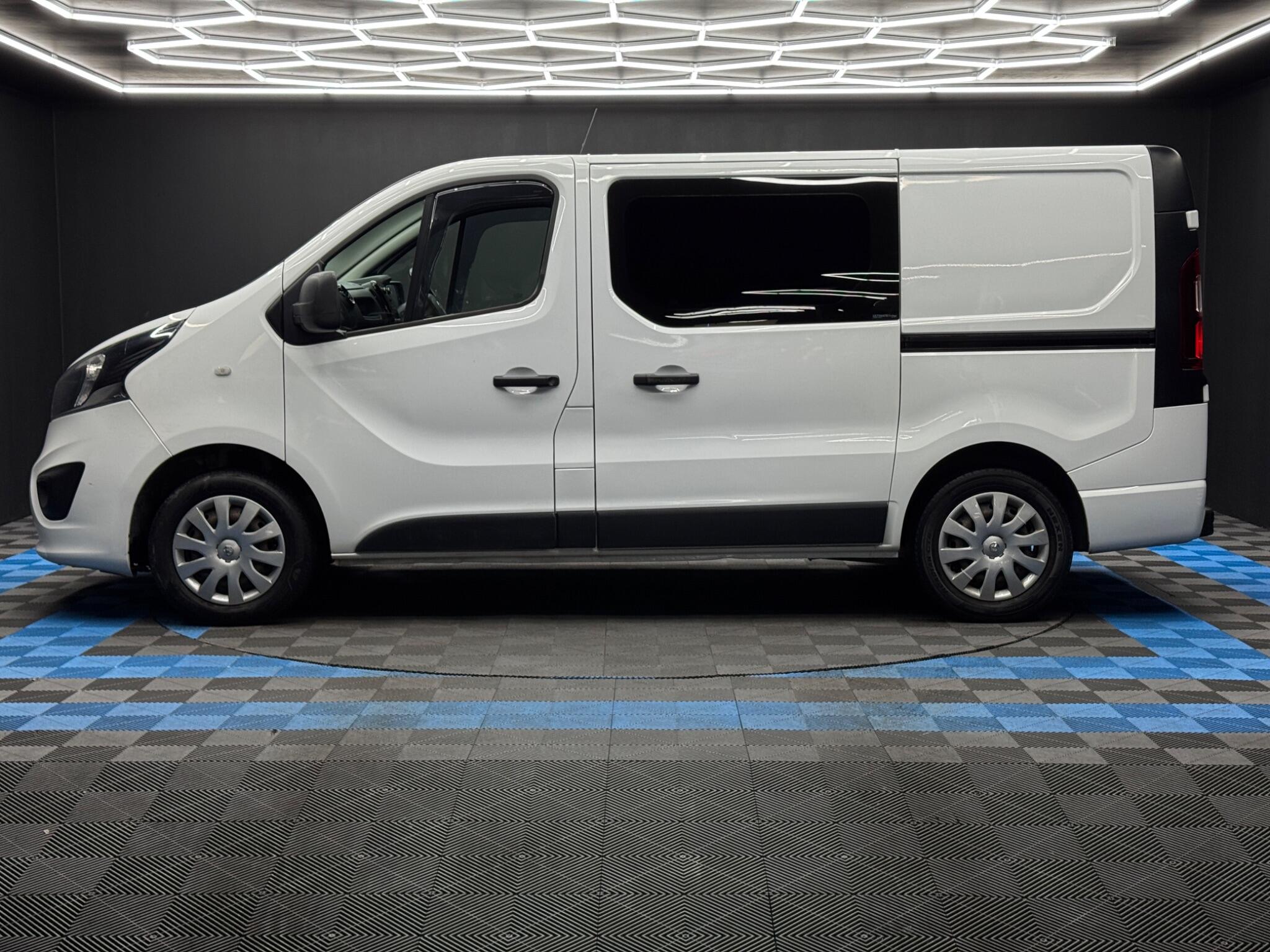 Vauxhall Vivaro 1.6 CDTi 2900 BiTurbo ecoTEC Sportive Crew Van L1 H1 Euro 6 (s/s) 5dr (6 Seat) 5dr Manual 2026