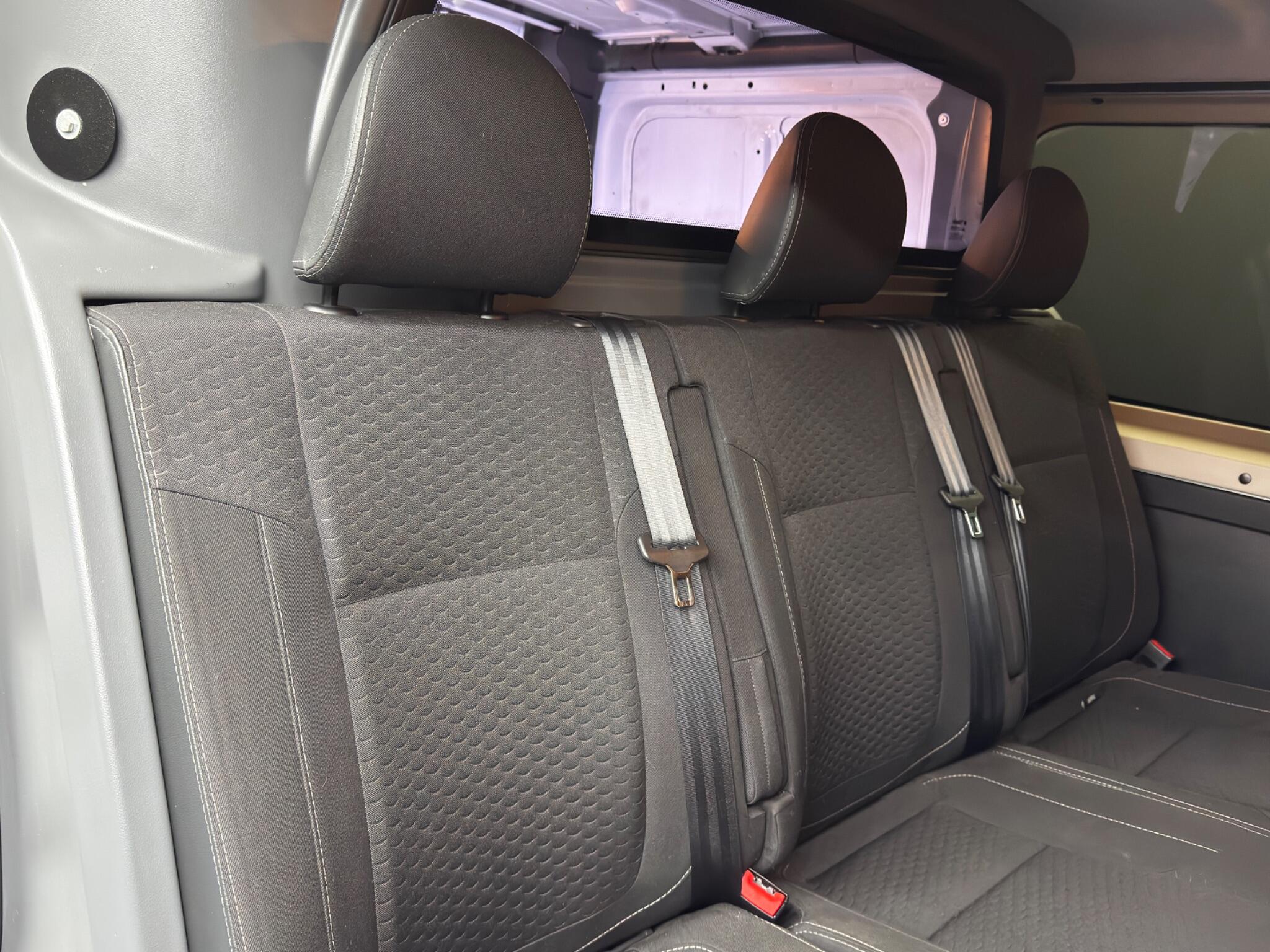 Vauxhall Vivaro 1.6 CDTi 2900 BiTurbo ecoTEC Sportive Crew Van L1 H1 Euro 6 (s/s) 5dr (6 Seat) 5dr Manual 2026