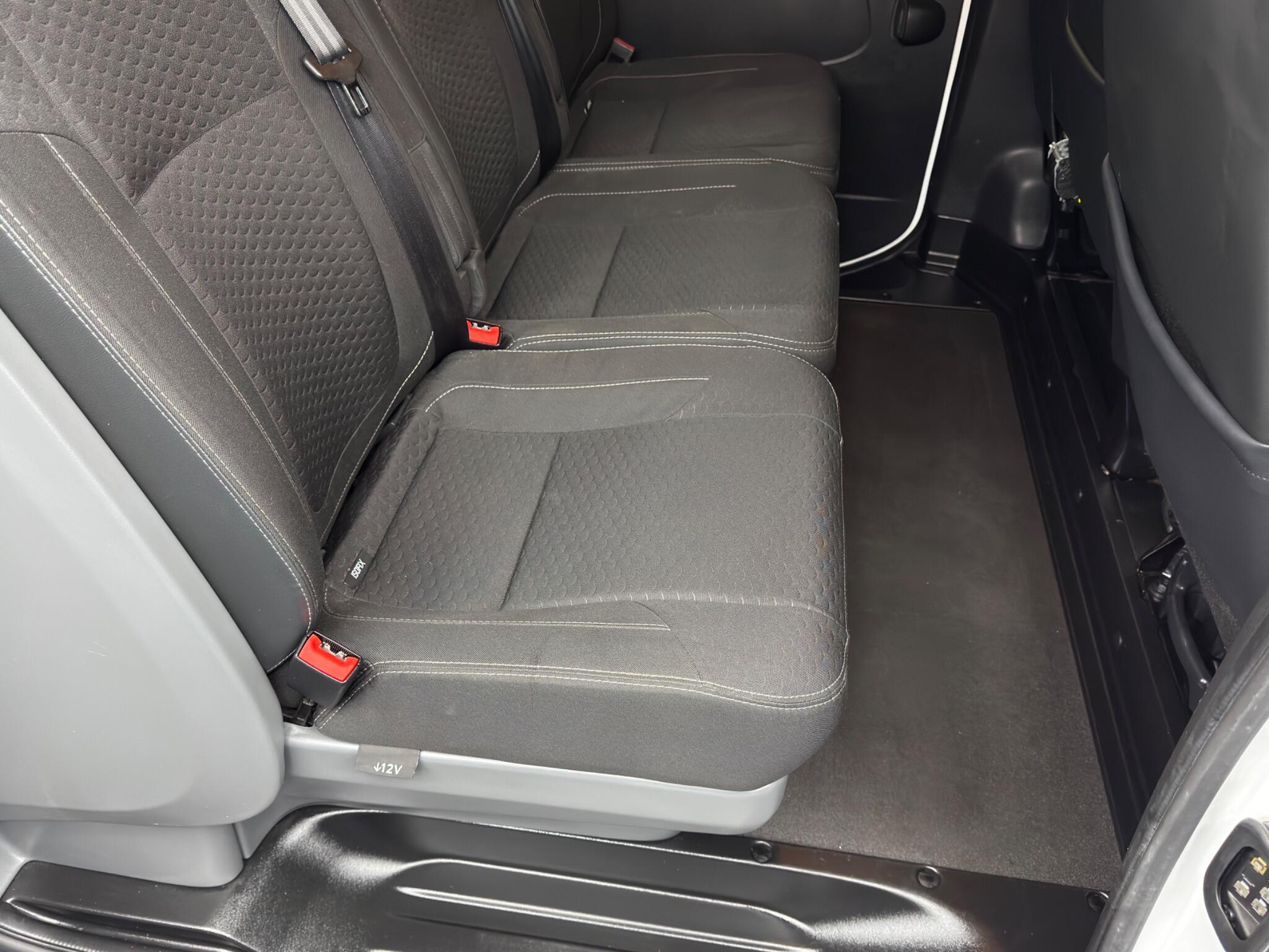 Vauxhall Vivaro 1.6 CDTi 2900 BiTurbo ecoTEC Sportive Crew Van L1 H1 Euro 6 (s/s) 5dr (6 Seat) 5dr Manual 2026