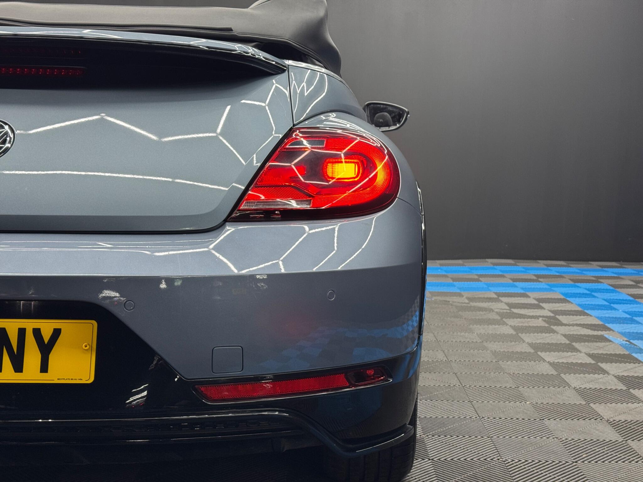 Volkswagen Beetle 2.0 TDI BlueMotion Tech R-Line Cabriolet DSG Euro 6 (s/s) 2dr 2dr Automatic 2026