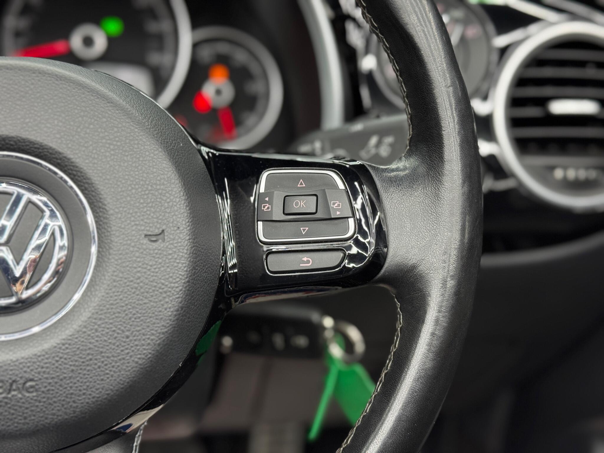 Volkswagen Beetle 2.0 TDI BlueMotion Tech R-Line Cabriolet DSG Euro 6 (s/s) 2dr 2dr Automatic 2026