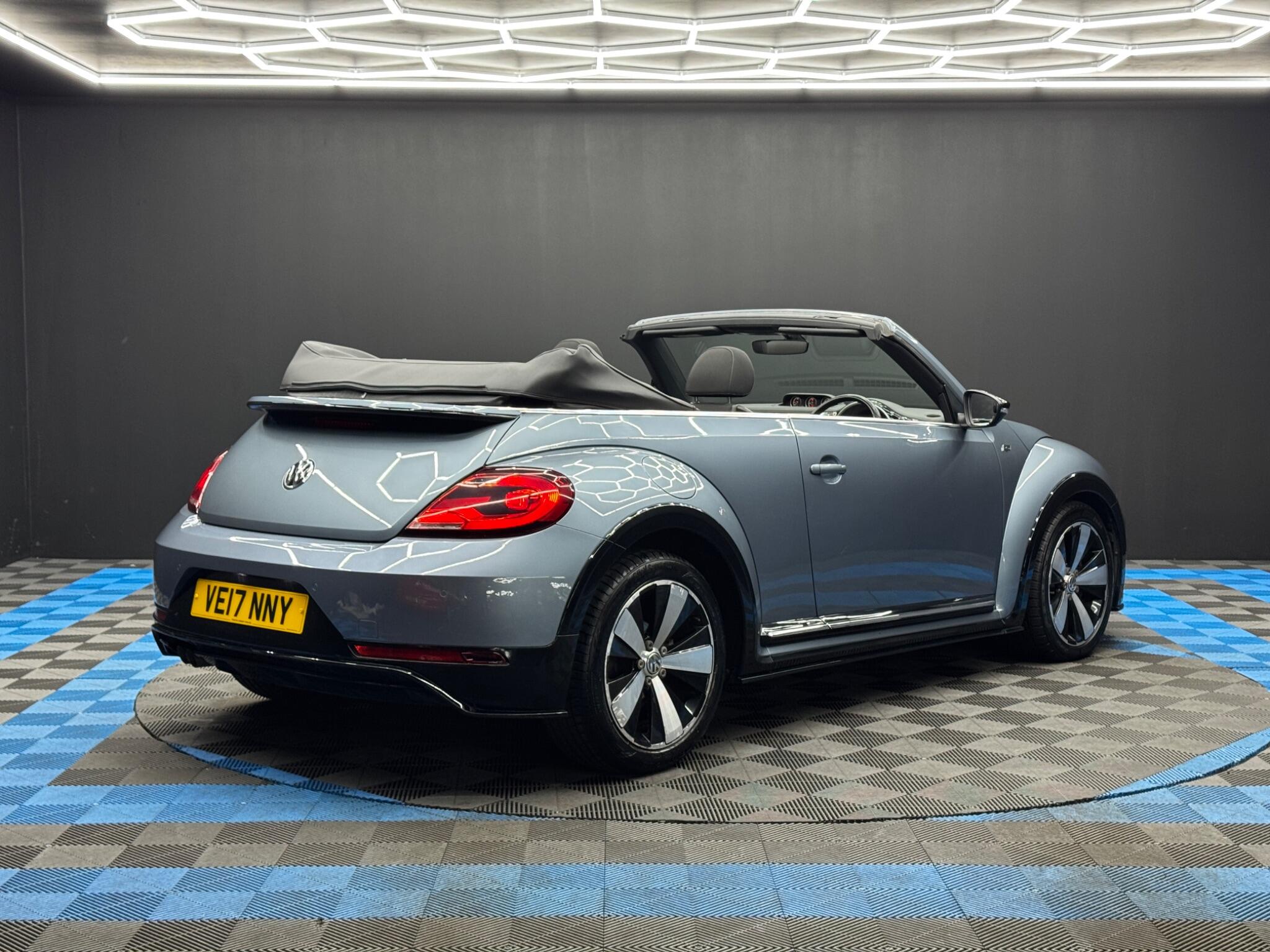Volkswagen Beetle 2.0 TDI BlueMotion Tech R-Line Cabriolet DSG Euro 6 (s/s) 2dr 2dr Automatic 2026
