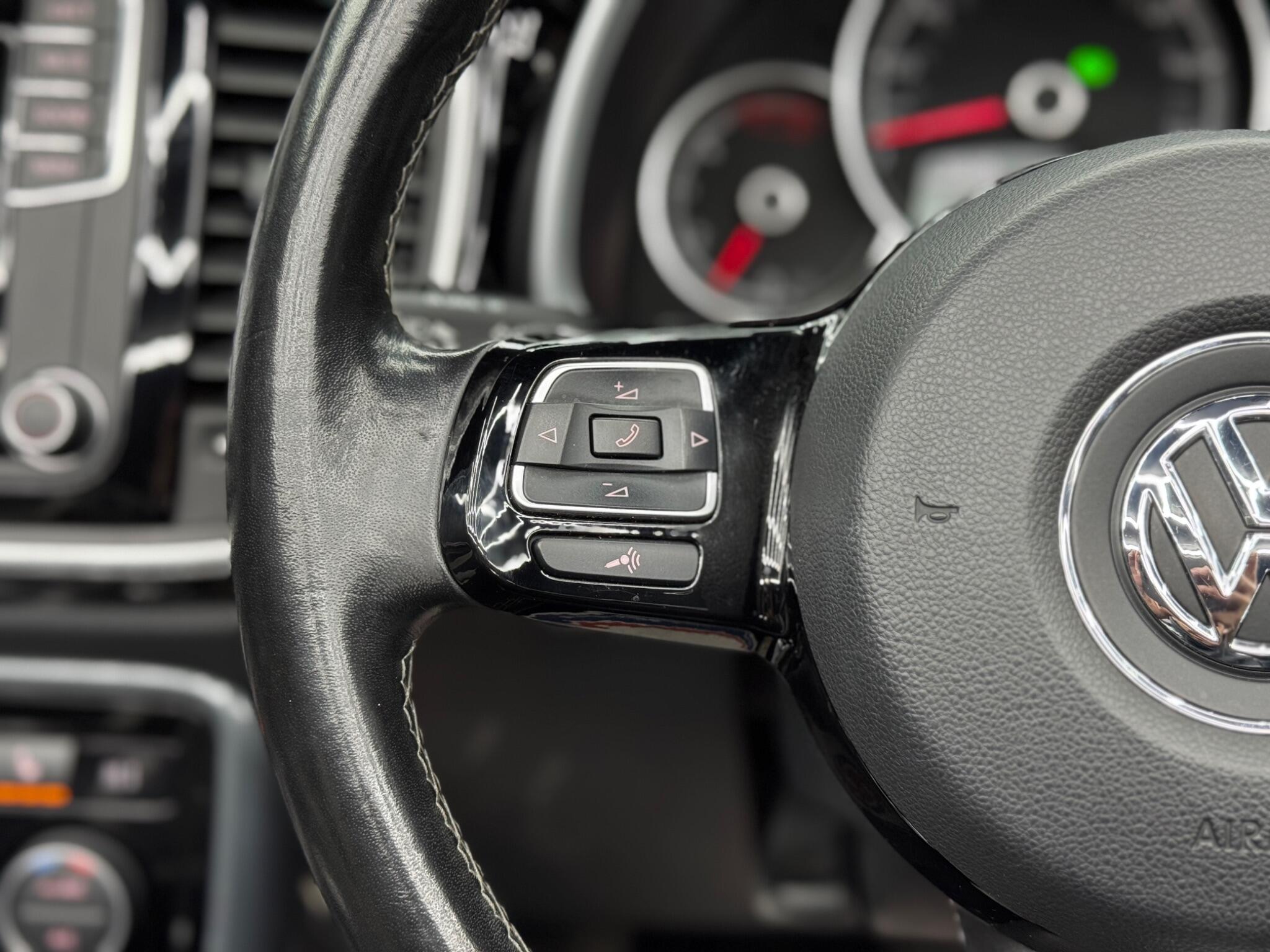 Volkswagen Beetle 2.0 TDI BlueMotion Tech R-Line Cabriolet DSG Euro 6 (s/s) 2dr 2dr Automatic 2026