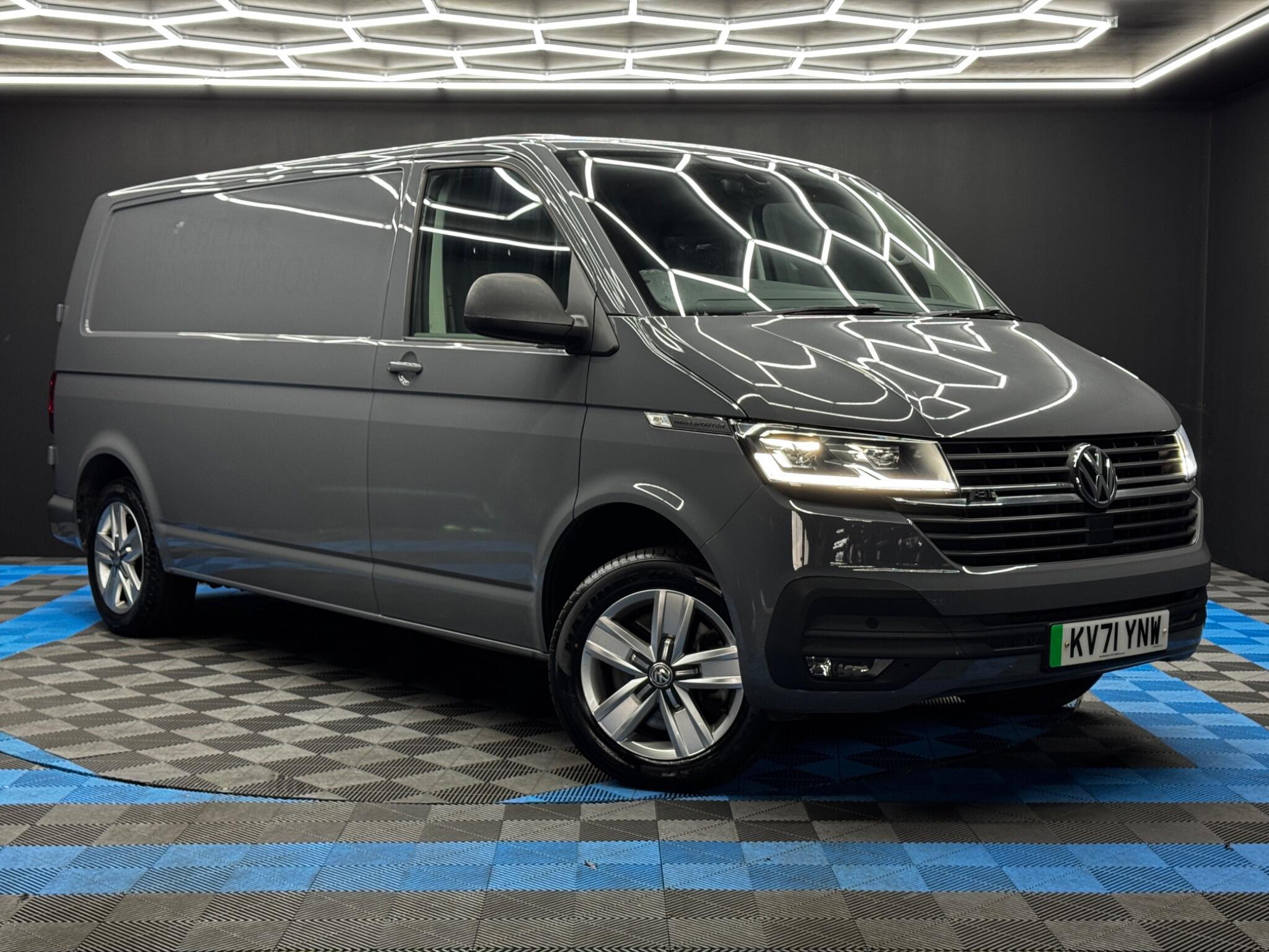 Volkswagen e-Transporter e 110 37.3kWh Advance Auto LWB 5dr 5dr Automatic 2025