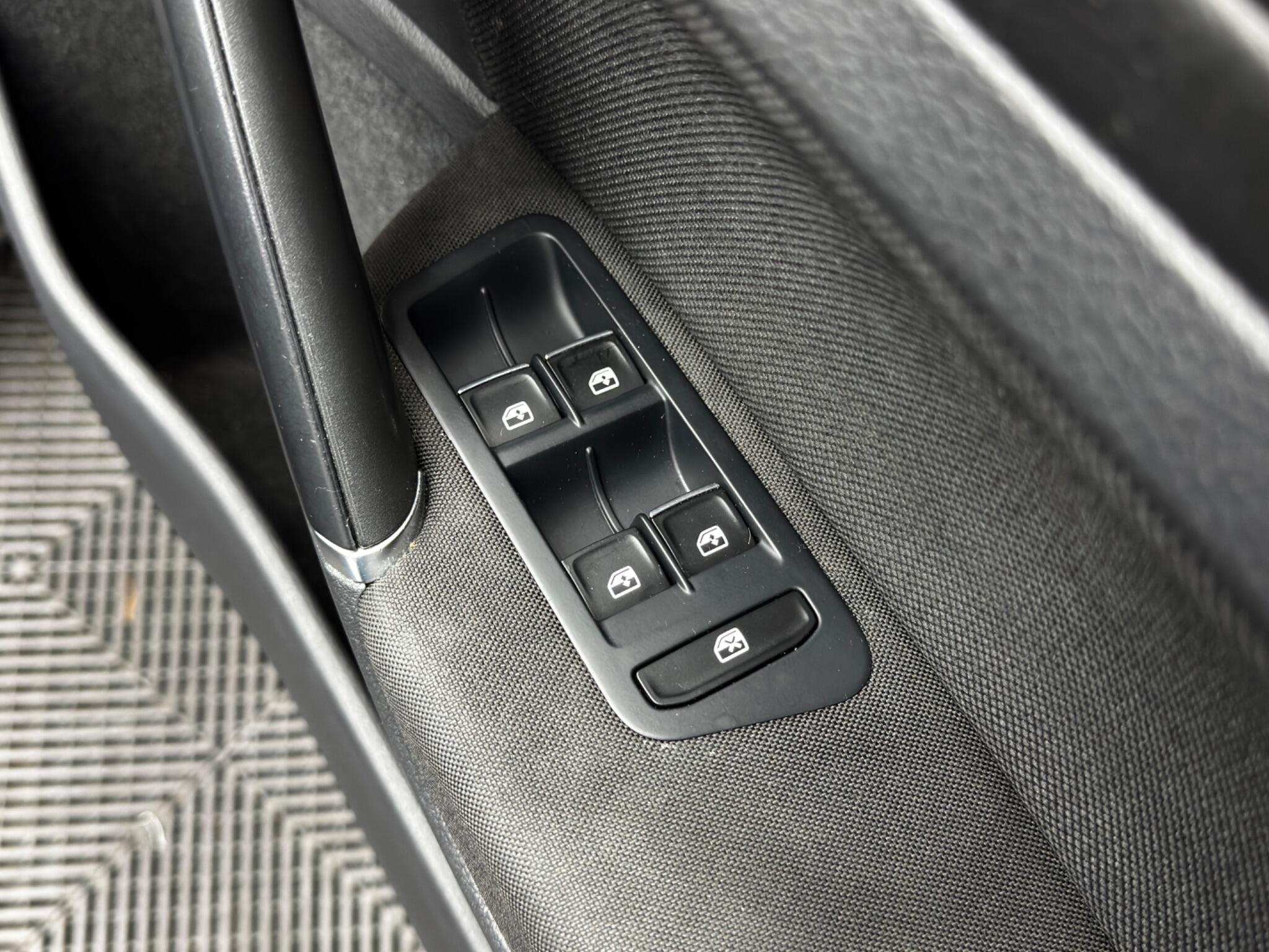 Volkswagen Golf 2.0 TDI GTD DSG Euro 6 (s/s) 5dr 5dr Automatic 2025