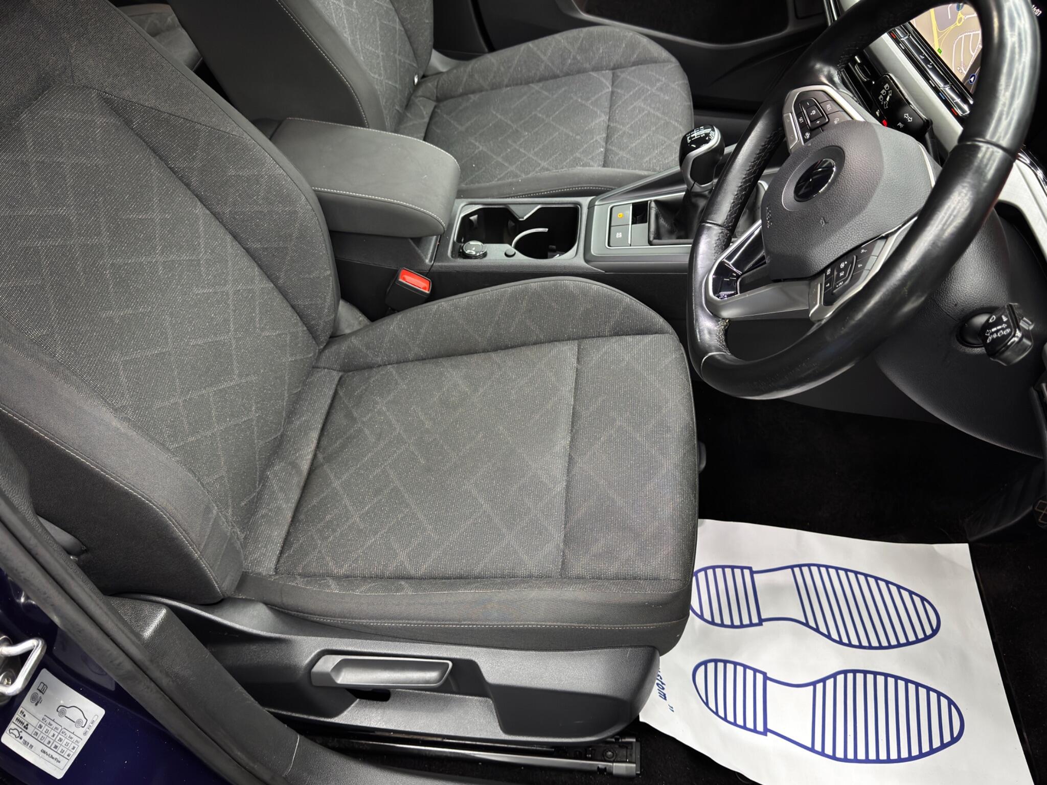 Volkswagen Golf 2.0 TDI Life Euro 6 (s/s) 5dr 5dr Manual 2025