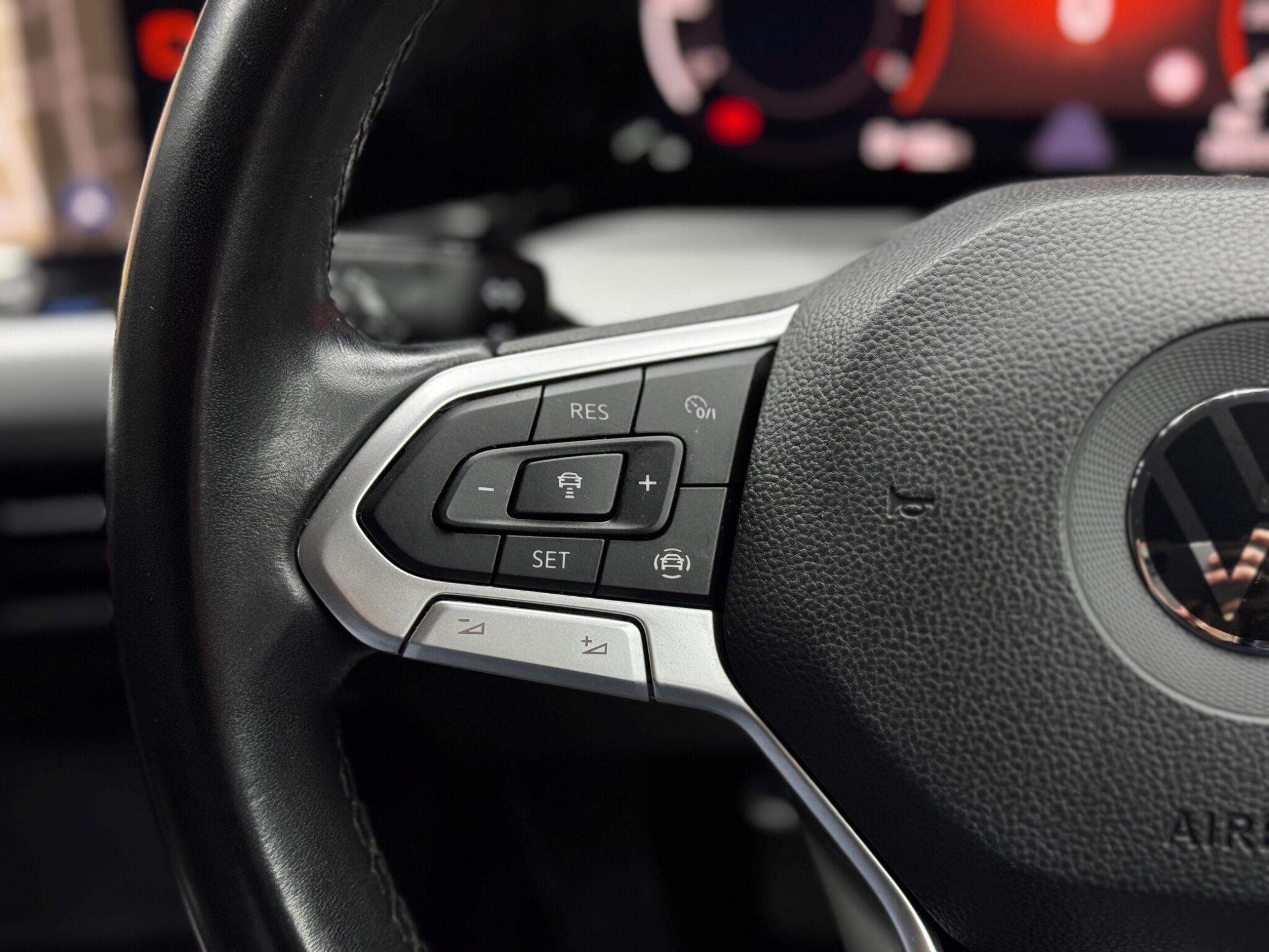 Volkswagen Golf 2.0 TDI Life Euro 6 (s/s) 5dr 5dr Manual 2025