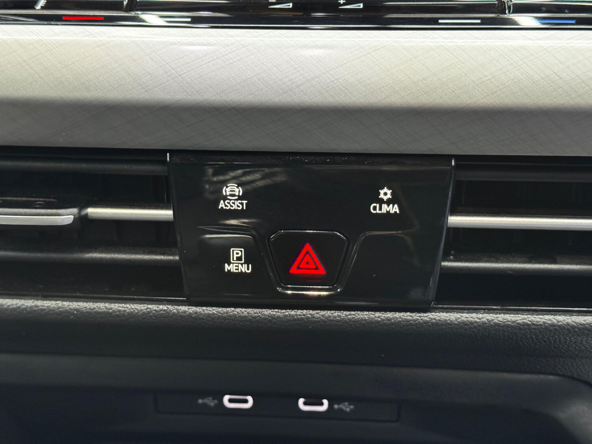 Volkswagen Golf 2.0 TDI Life Euro 6 (s/s) 5dr 5dr Manual 2025