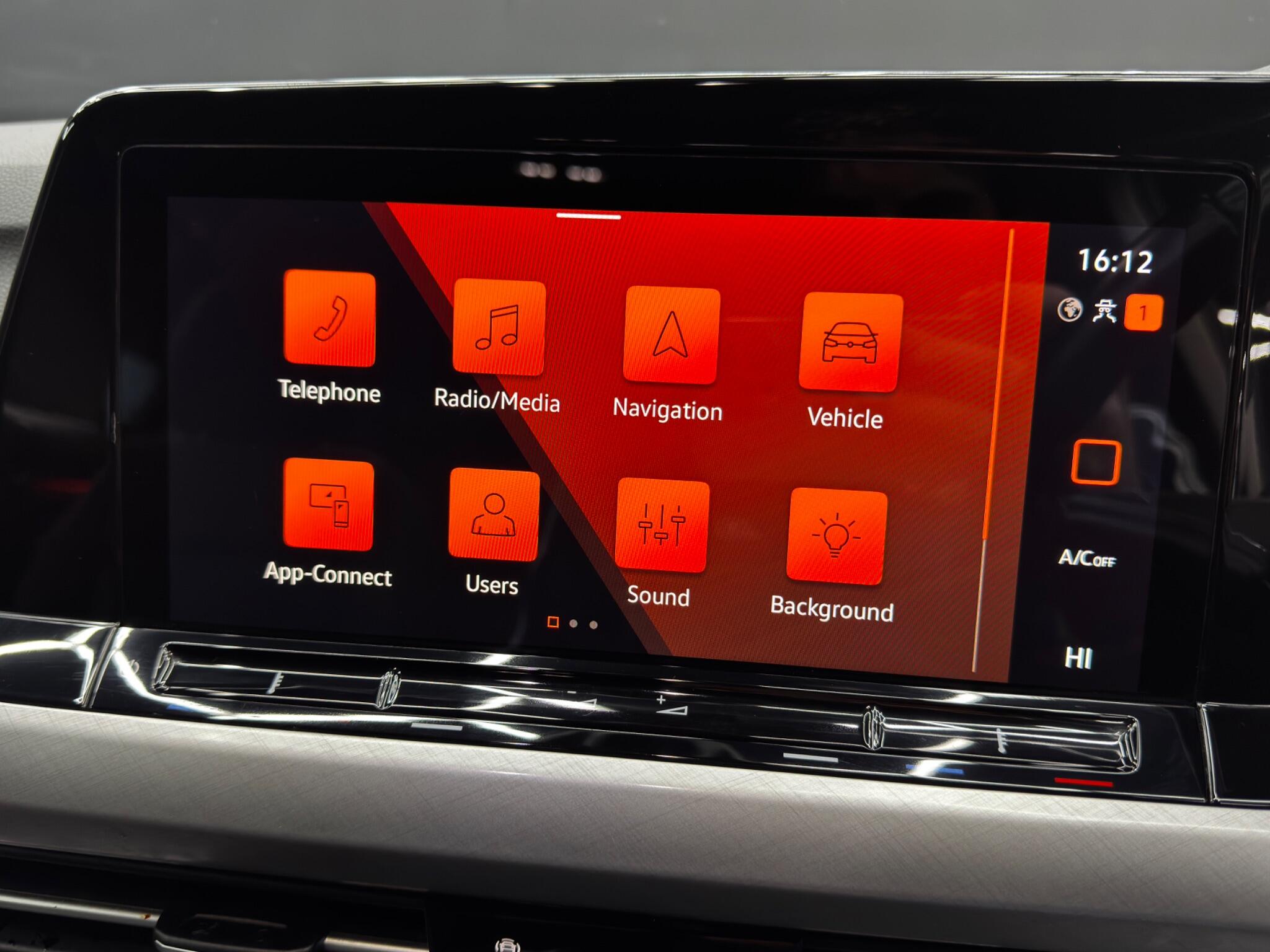 Volkswagen Golf 2.0 TDI Life Euro 6 (s/s) 5dr 5dr Manual 2025