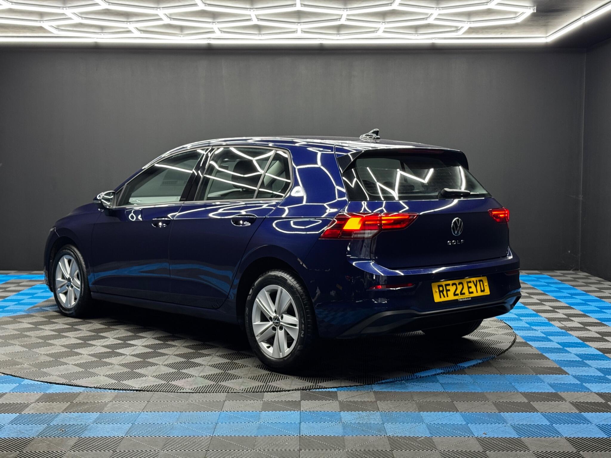 Volkswagen Golf 2.0 TDI Life Euro 6 (s/s) 5dr 5dr Manual 2025