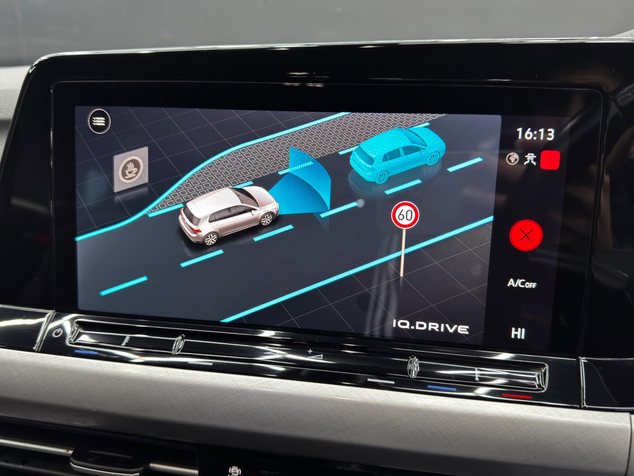 Volkswagen Golf 2.0 TDI Life Euro 6 (s/s) 5dr 5dr Manual 2025