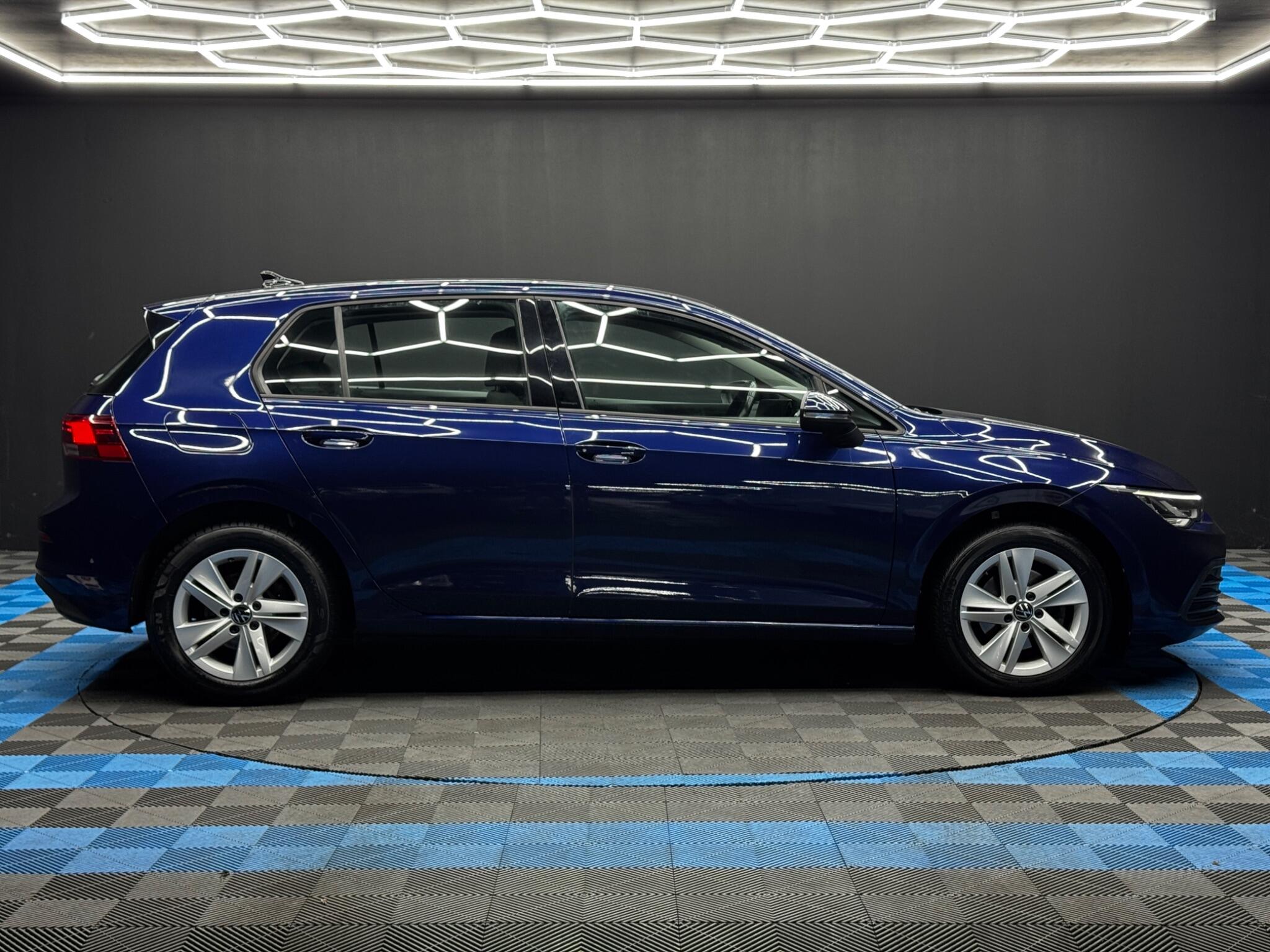 Volkswagen Golf 2.0 TDI Life Euro 6 (s/s) 5dr 5dr Manual 2025