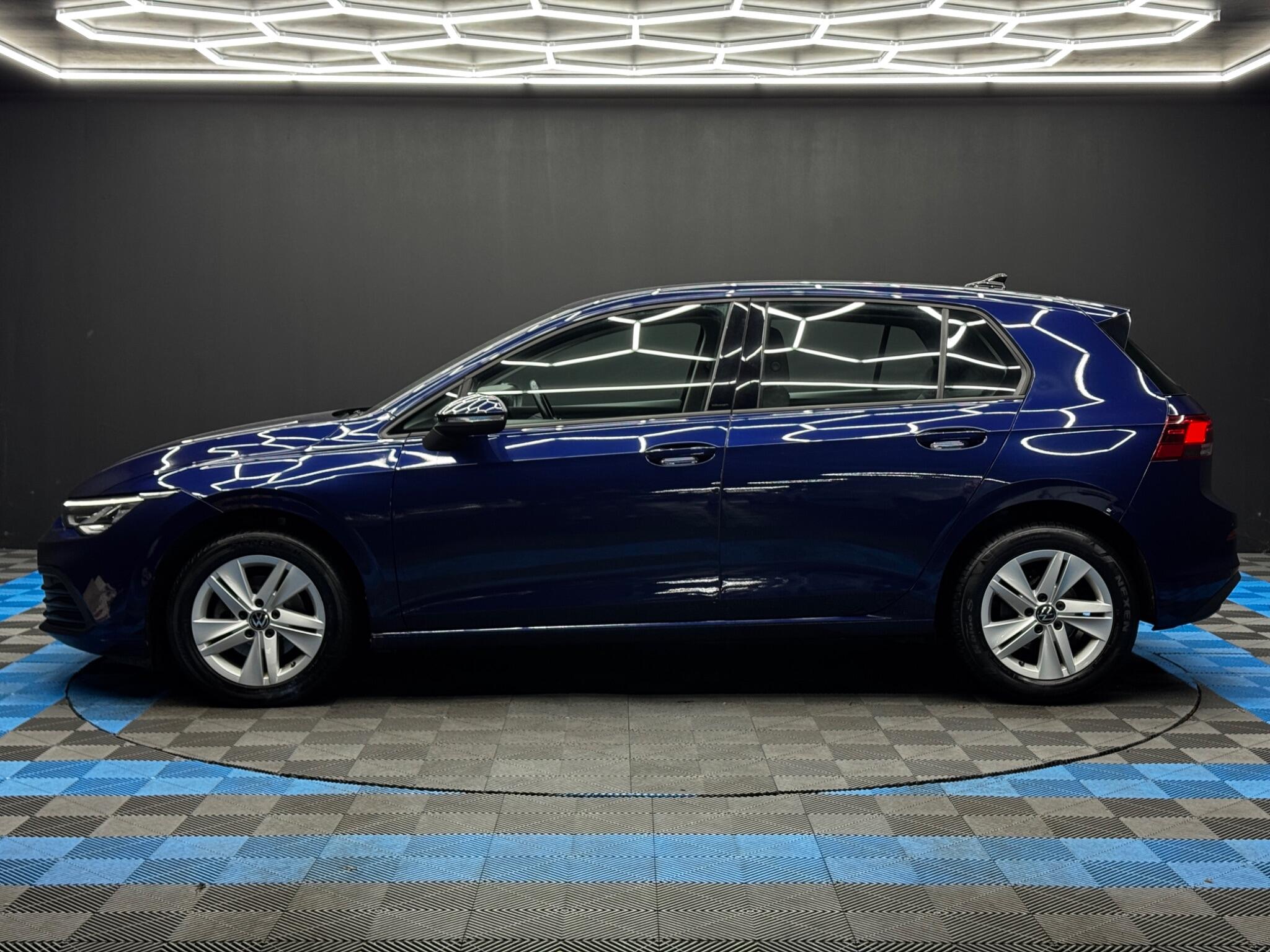 Volkswagen Golf 2.0 TDI Life Euro 6 (s/s) 5dr 5dr Manual 2025