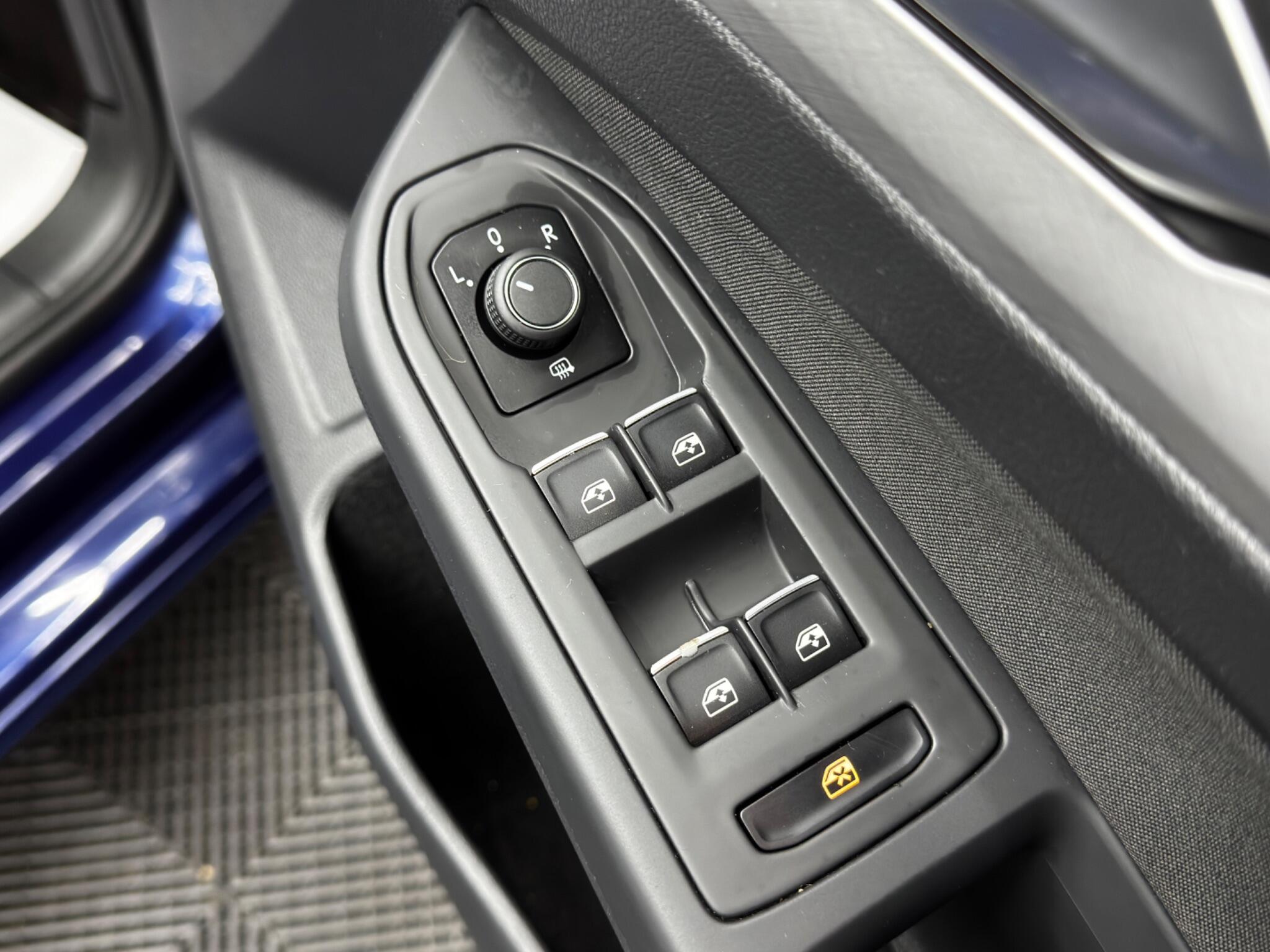 Volkswagen Golf 2.0 TDI Life Euro 6 (s/s) 5dr 5dr Manual 2025