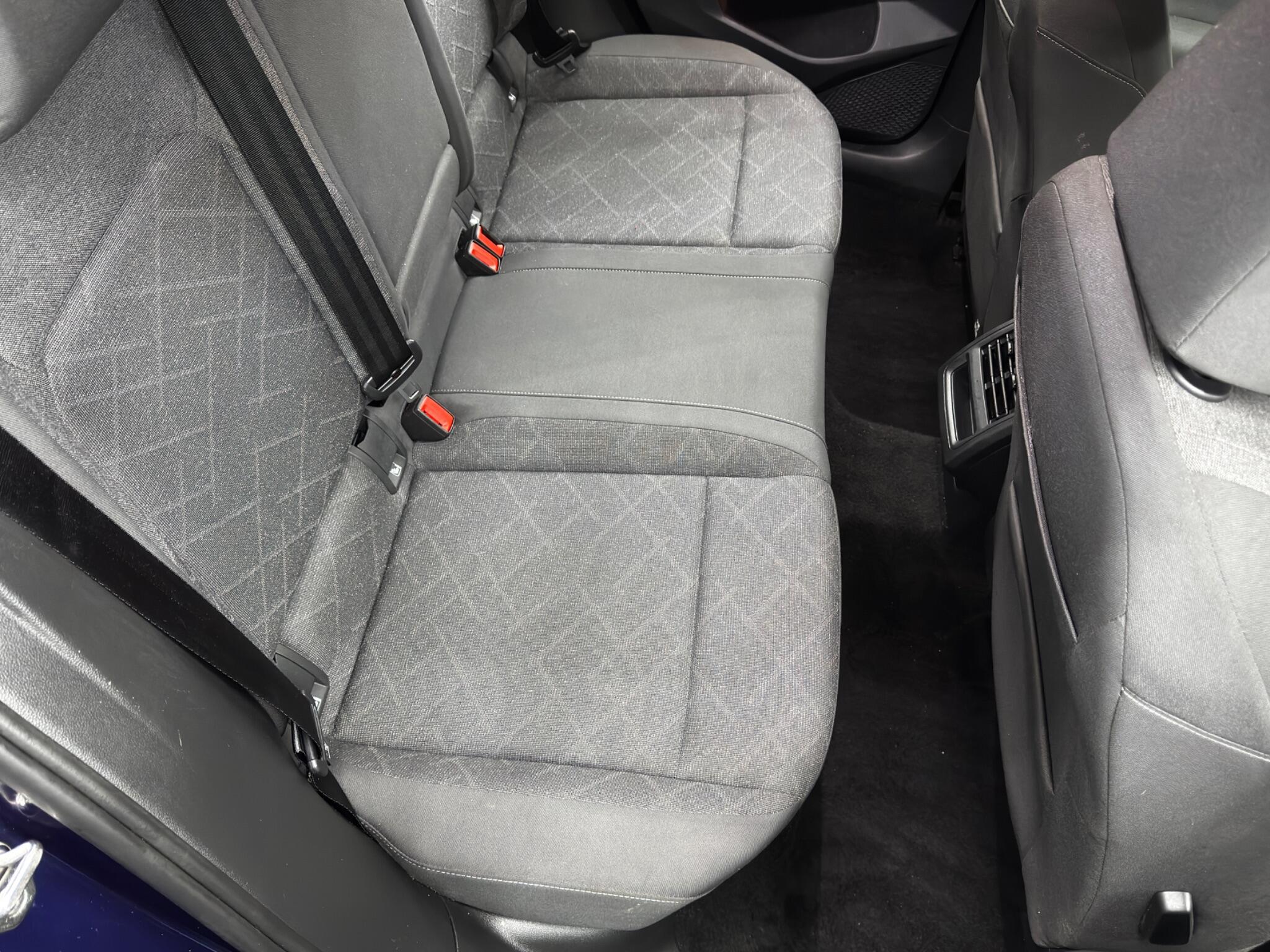 Volkswagen Golf 2.0 TDI Life Euro 6 (s/s) 5dr 5dr Manual 2025