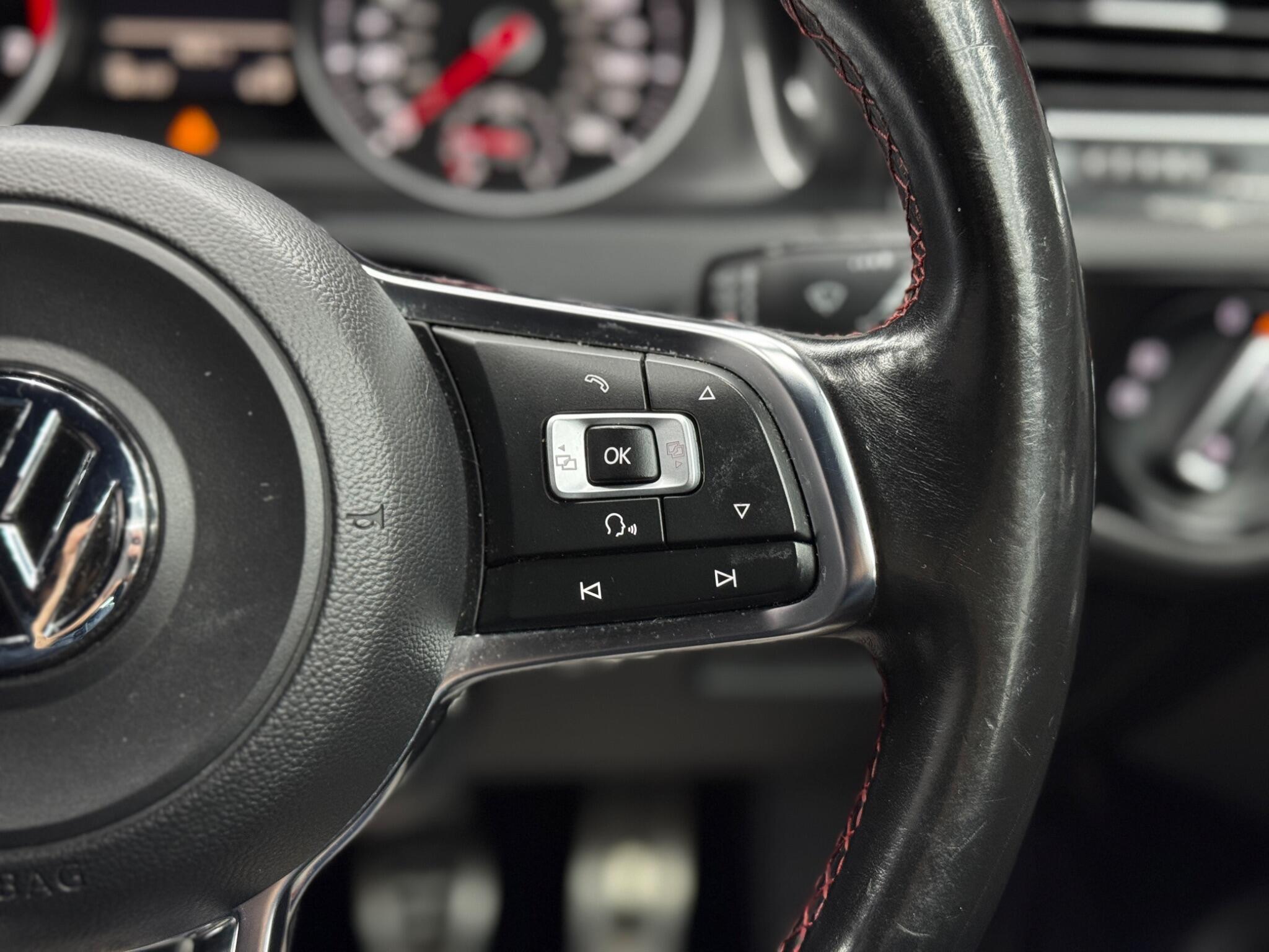 Volkswagen Golf 2.0 TSI BlueMotion Tech GTI Launch Euro 6 (s/s) 3dr 3dr Manual 2026