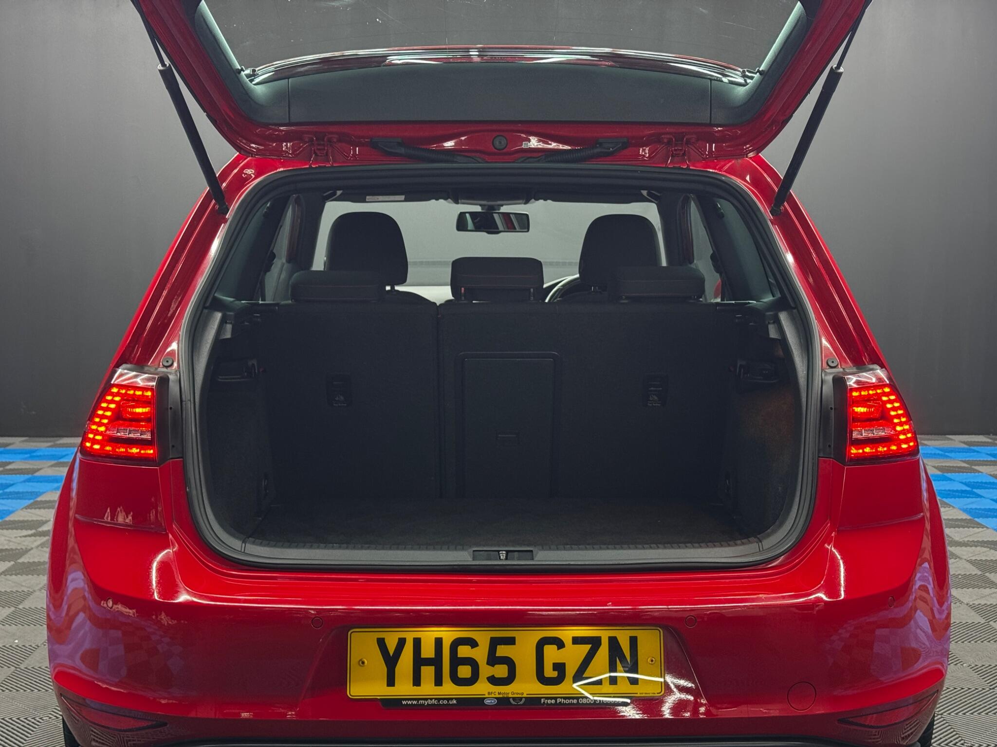 Volkswagen Golf 2.0 TSI BlueMotion Tech GTI Launch Euro 6 (s/s) 3dr 3dr Manual 2026