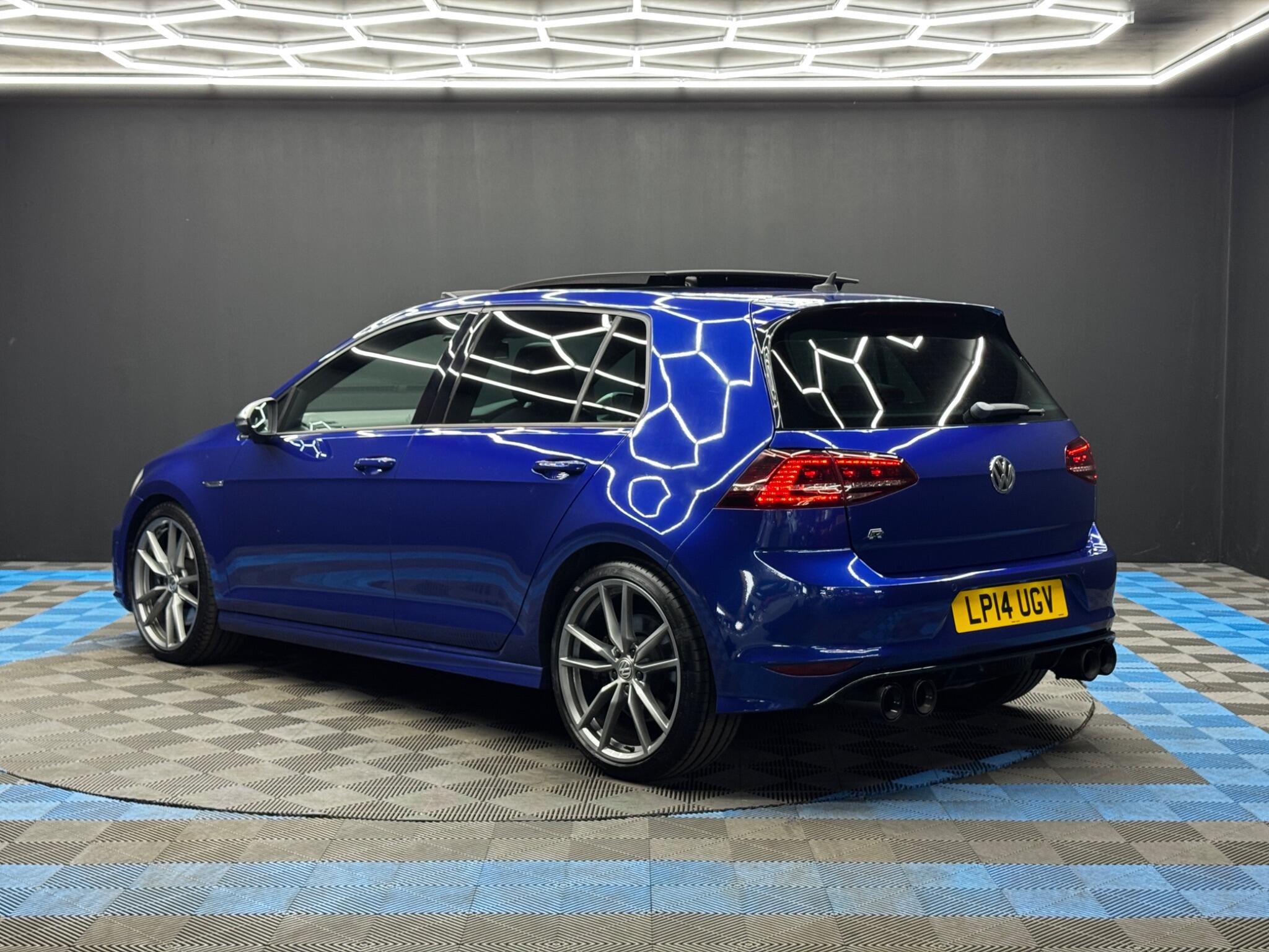 Volkswagen Golf 2.0 TSI BlueMotion Tech R DSG 4Motion Euro 6 (s/s) 5dr 5dr Automatic 2026