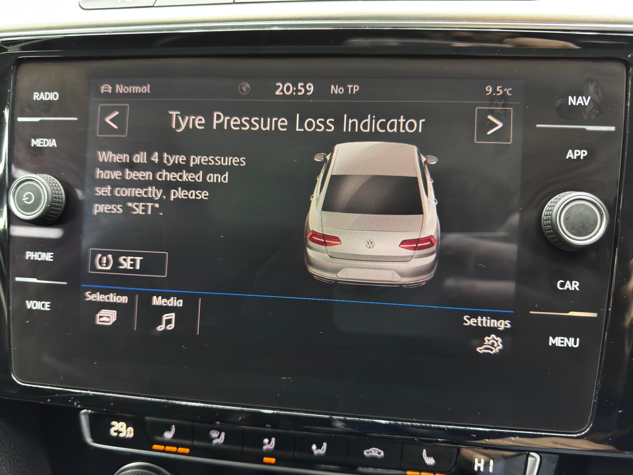 Volkswagen Passat 1.5 TSI EVO GT DSG Euro 6 (s/s) 4dr 4dr Automatic 2025