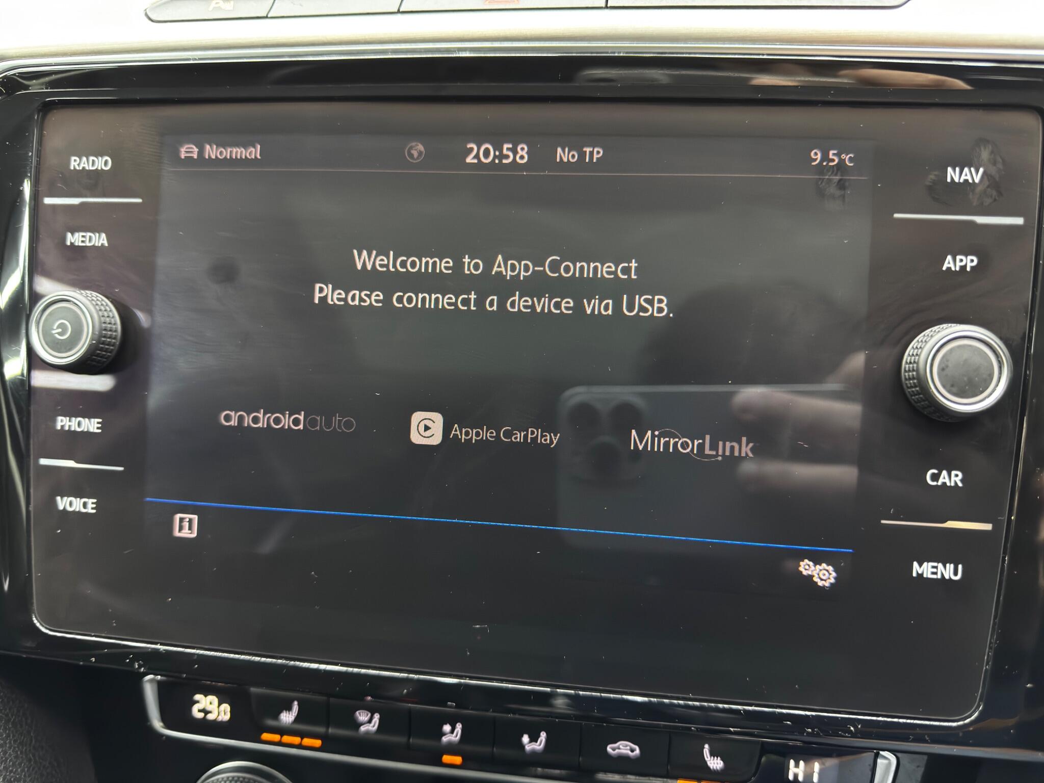 Volkswagen Passat 1.5 TSI EVO GT DSG Euro 6 (s/s) 4dr 4dr Automatic 2025