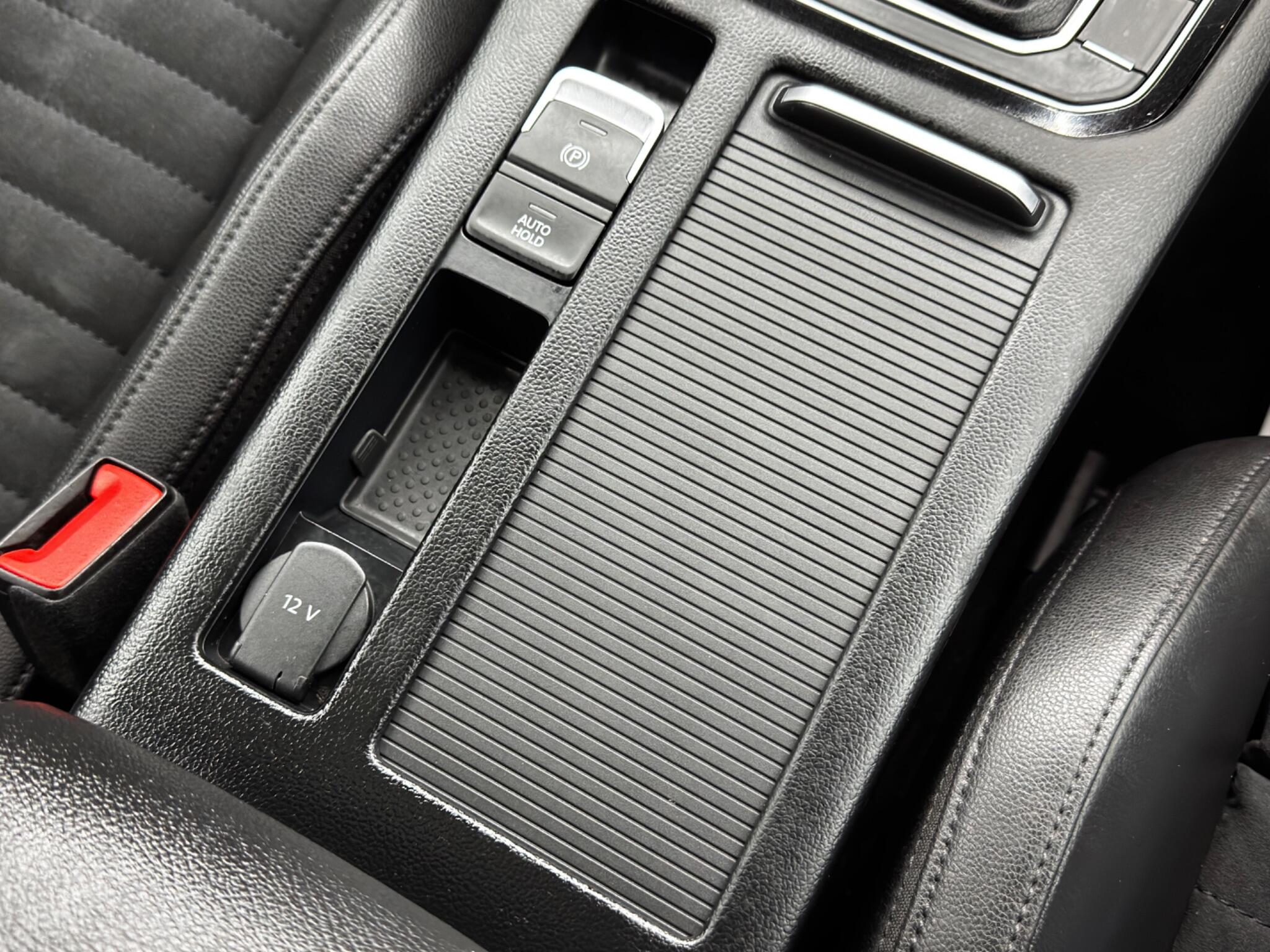 Volkswagen Passat 1.5 TSI EVO GT DSG Euro 6 (s/s) 4dr 4dr Automatic 2025