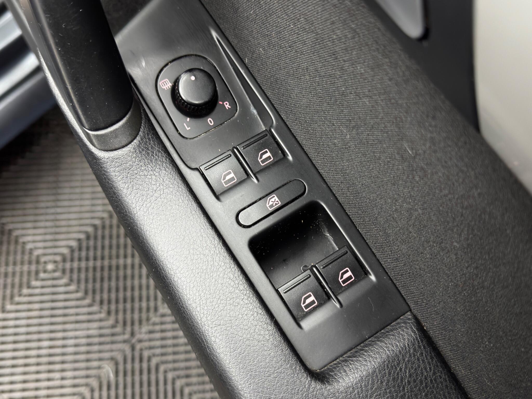 Volkswagen Passat 1.6 TDI BlueMotion Tech S Euro 5 (s/s) 4dr 4dr Manual 2026