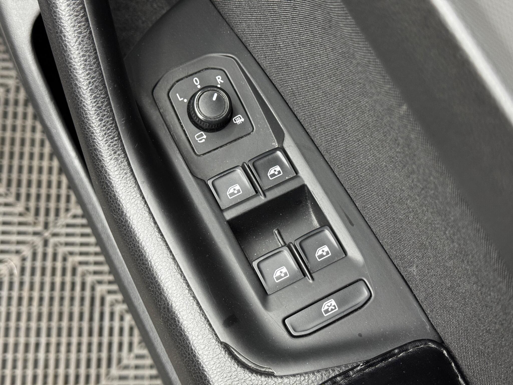 Volkswagen Passat 2.0 TDI SE Business Euro 6 (s/s) 4dr 4dr Manual 2026