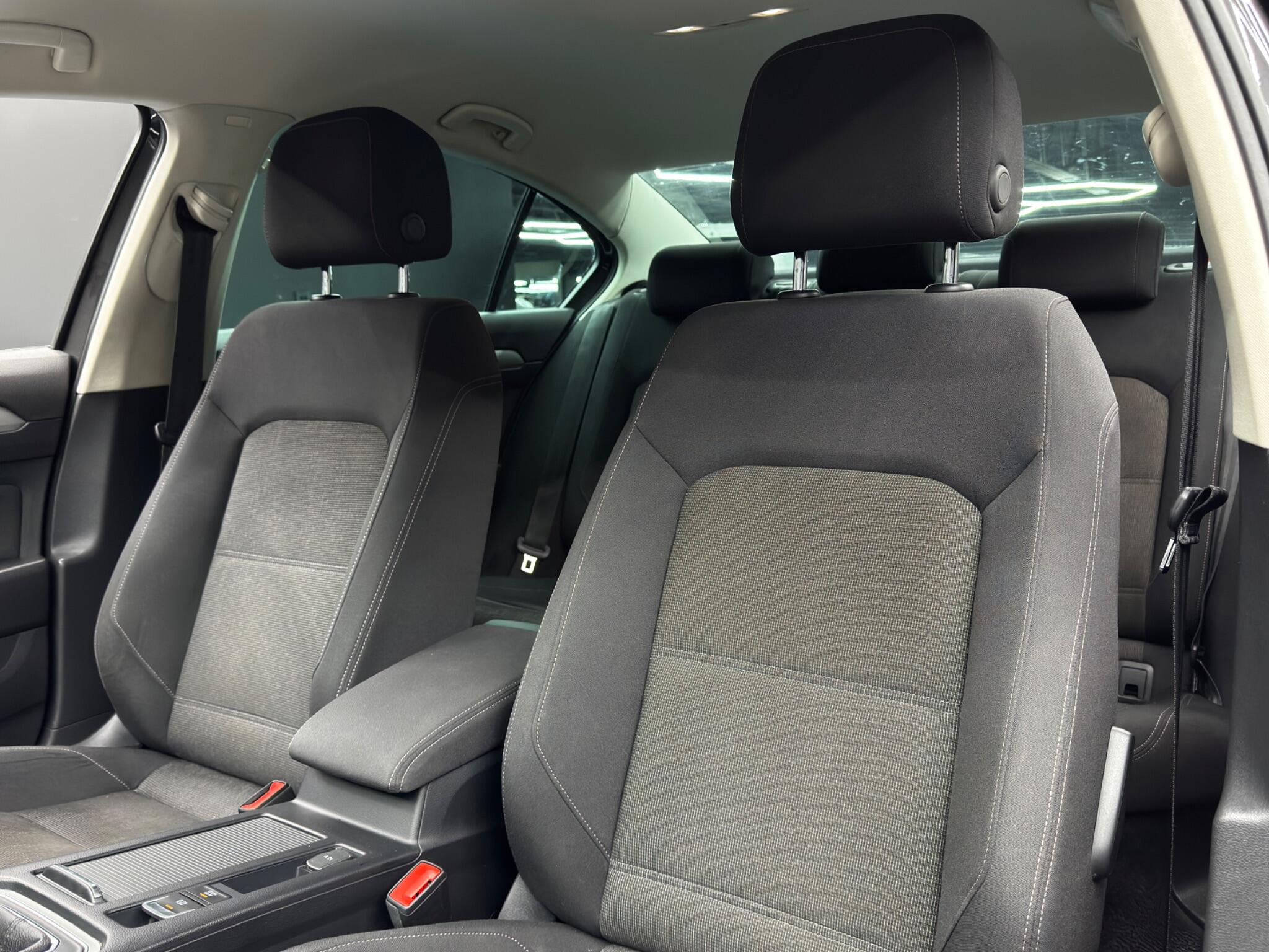 Volkswagen Passat 2.0 TDI SE Business Euro 6 (s/s) 4dr 4dr Manual 2026