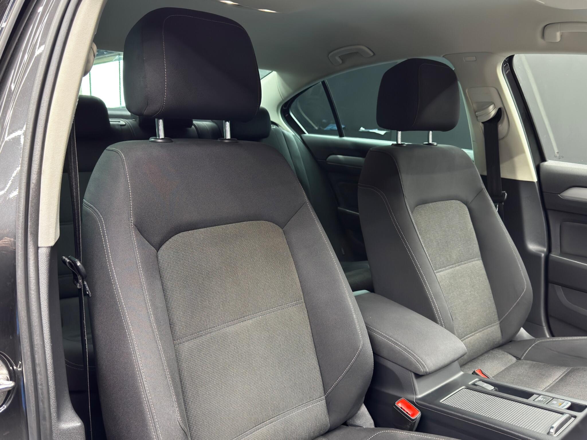 Volkswagen Passat 2.0 TDI SE Business Euro 6 (s/s) 4dr 4dr Manual 2026