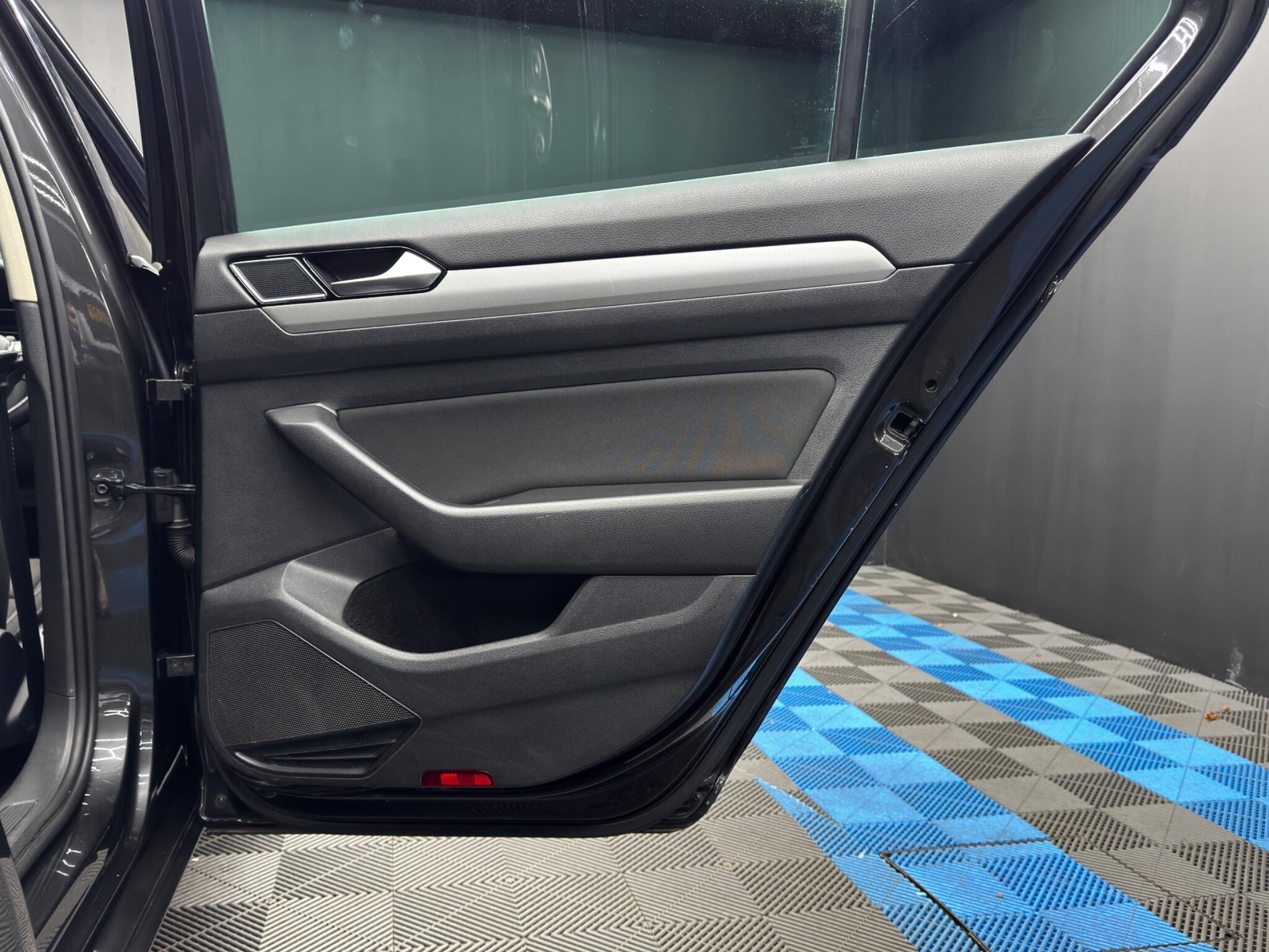 Volkswagen Passat 2.0 TDI SE Business Euro 6 (s/s) 4dr 4dr Manual 2026