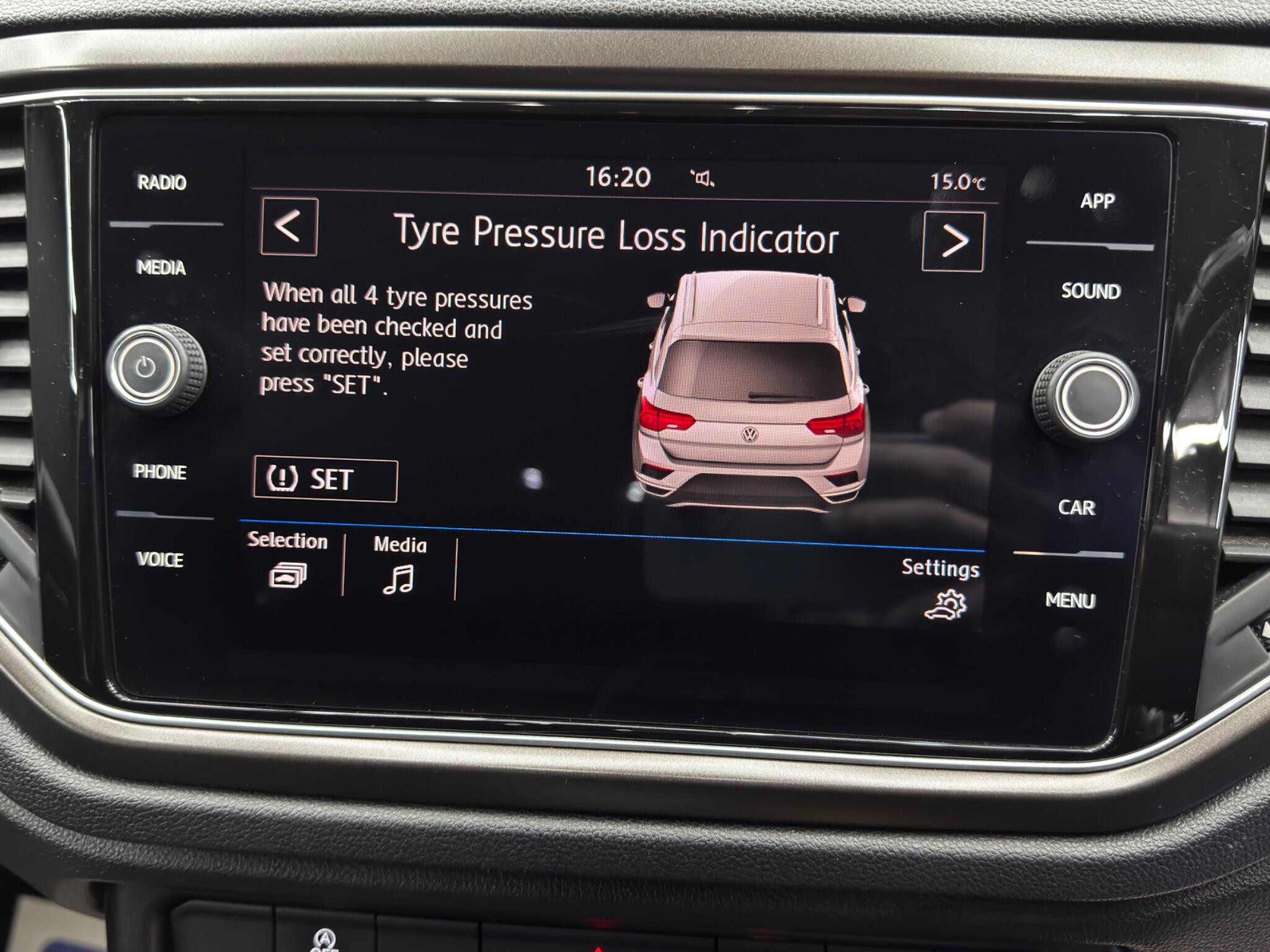 Volkswagen T-Roc 1.5 TSI EVO Design Euro 6 (s/s) 5dr 5dr Manual 2025