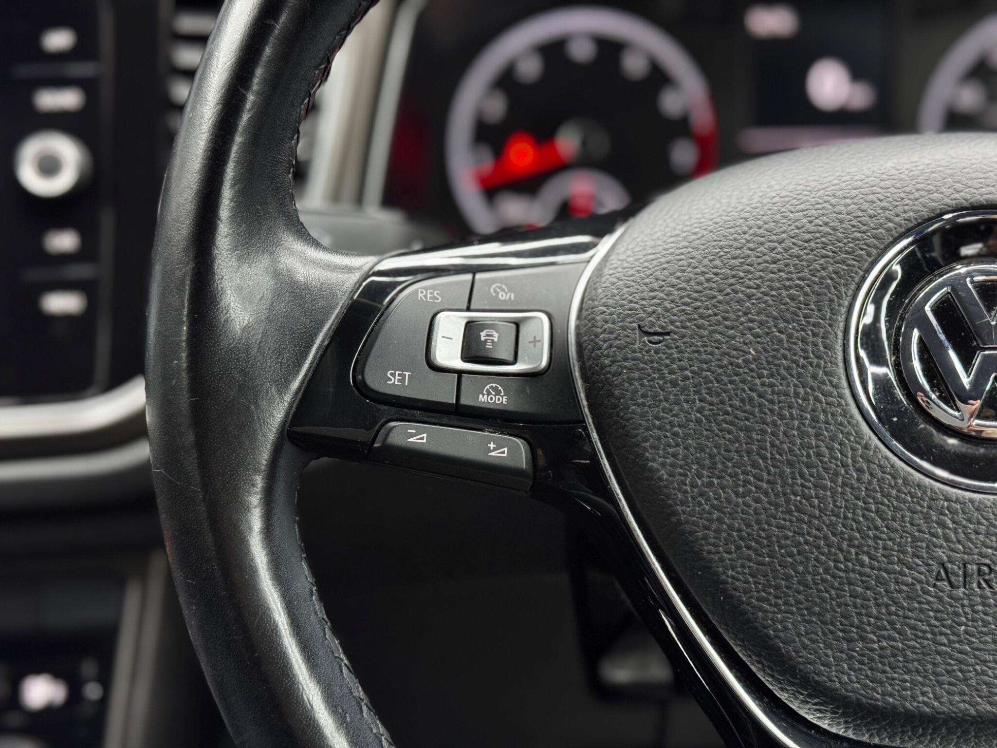 Volkswagen T-Roc 1.5 TSI EVO Design Euro 6 (s/s) 5dr 5dr Manual 2025