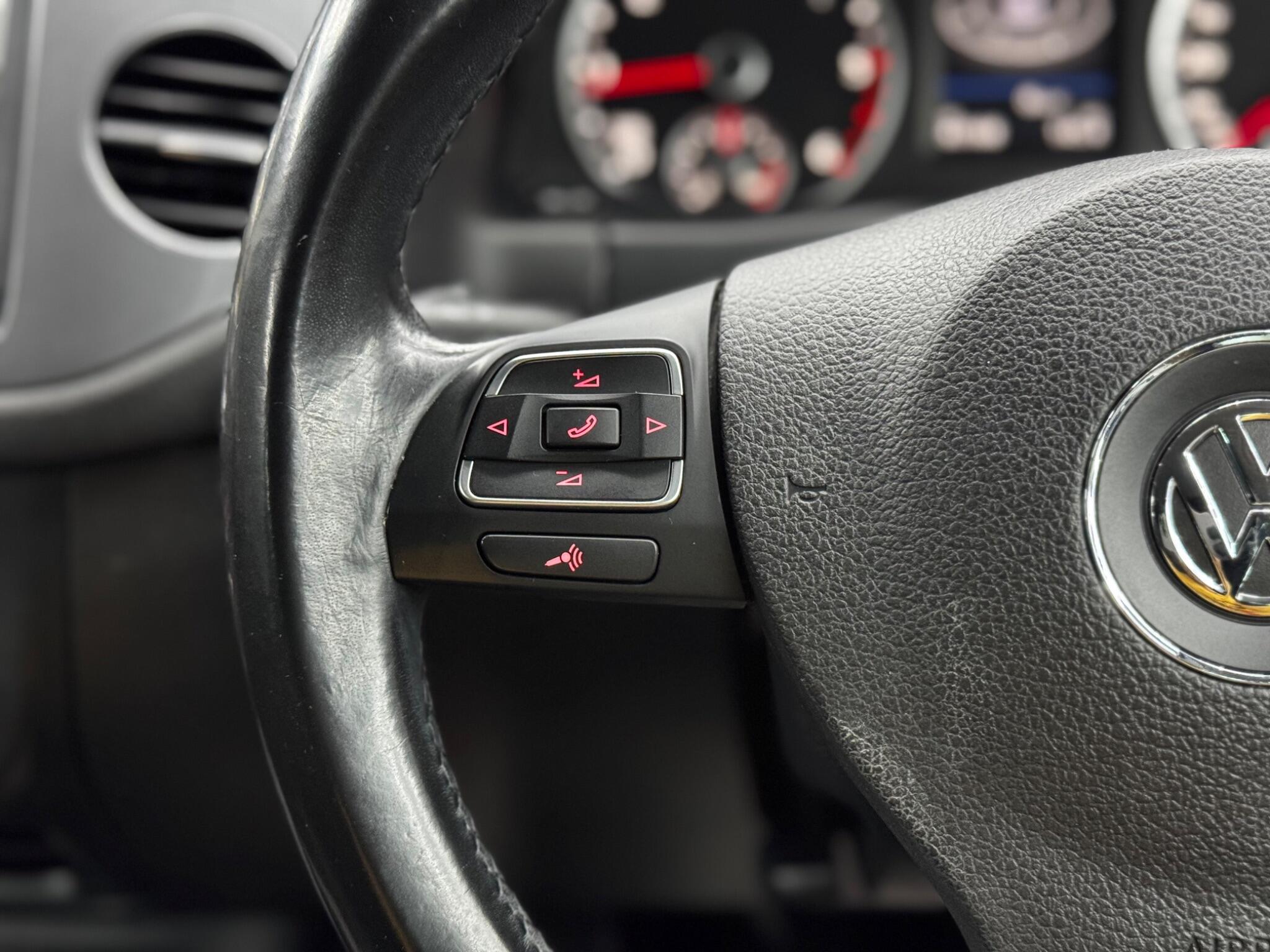 Volkswagen Tiguan 2.0 TDI BlueMotion Tech Match 4WD Euro 5 (s/s) 5dr 5dr Manual 2025