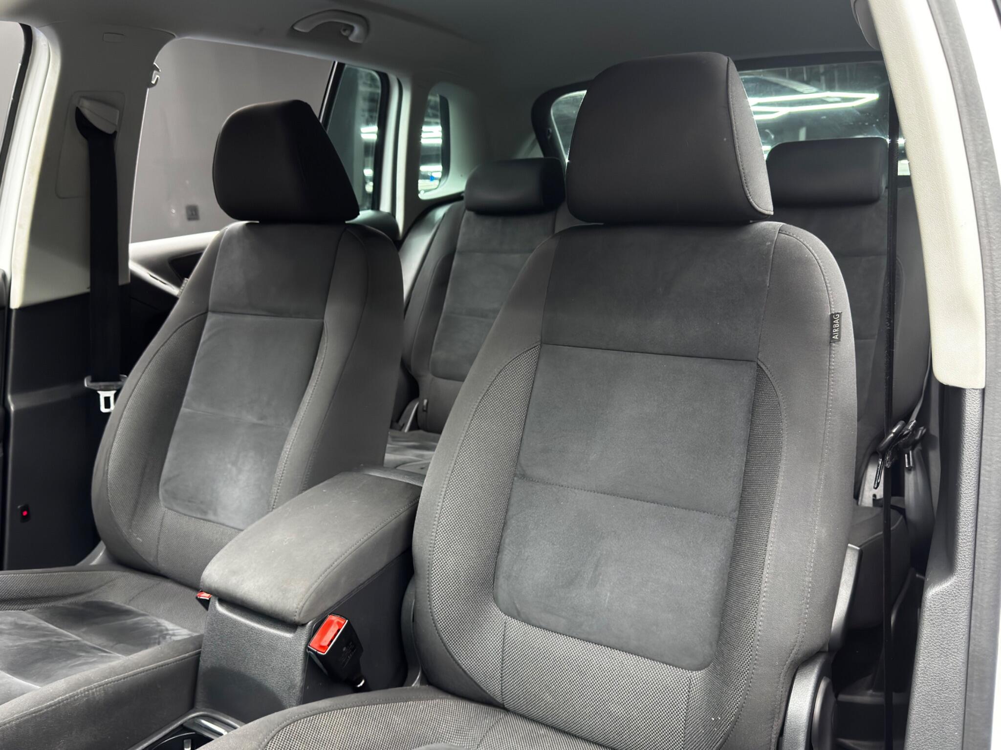 Volkswagen Tiguan 2.0 TDI BlueMotion Tech Match 4WD Euro 5 (s/s) 5dr 5dr Manual 2025