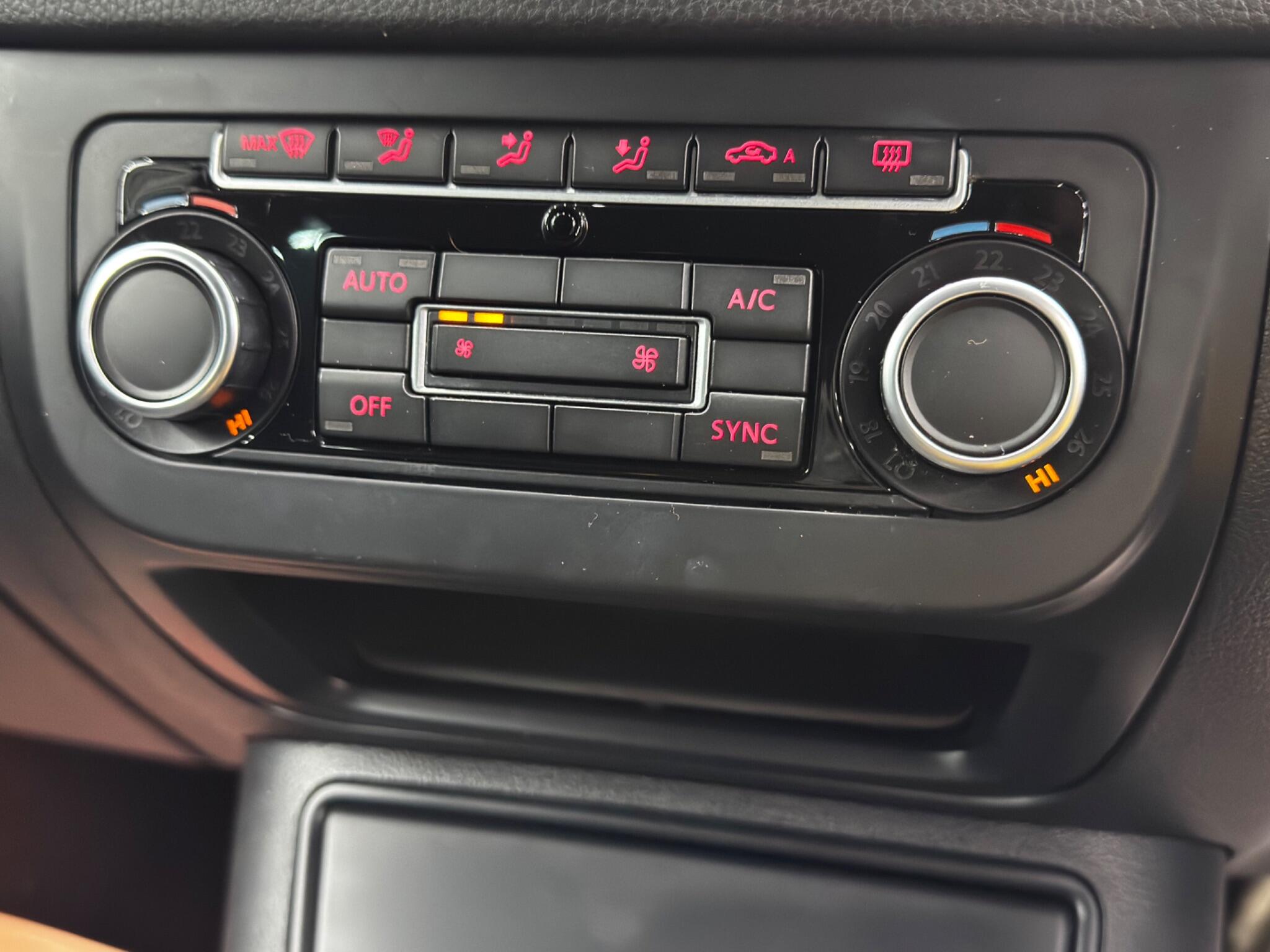 Volkswagen Tiguan 2.0 TDI BlueMotion Tech Match 4WD Euro 5 (s/s) 5dr 5dr Manual 2025