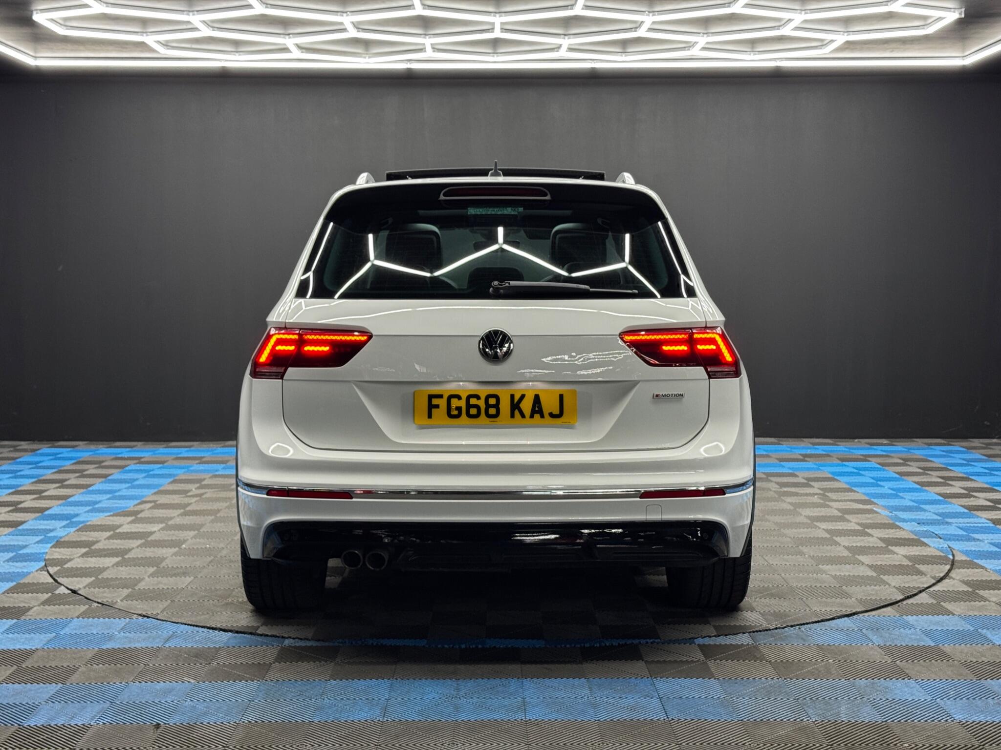 Volkswagen Tiguan 2.0 TDI R-Line DSG 4Motion Euro 6 (s/s) 5dr 5dr Automatic 2026