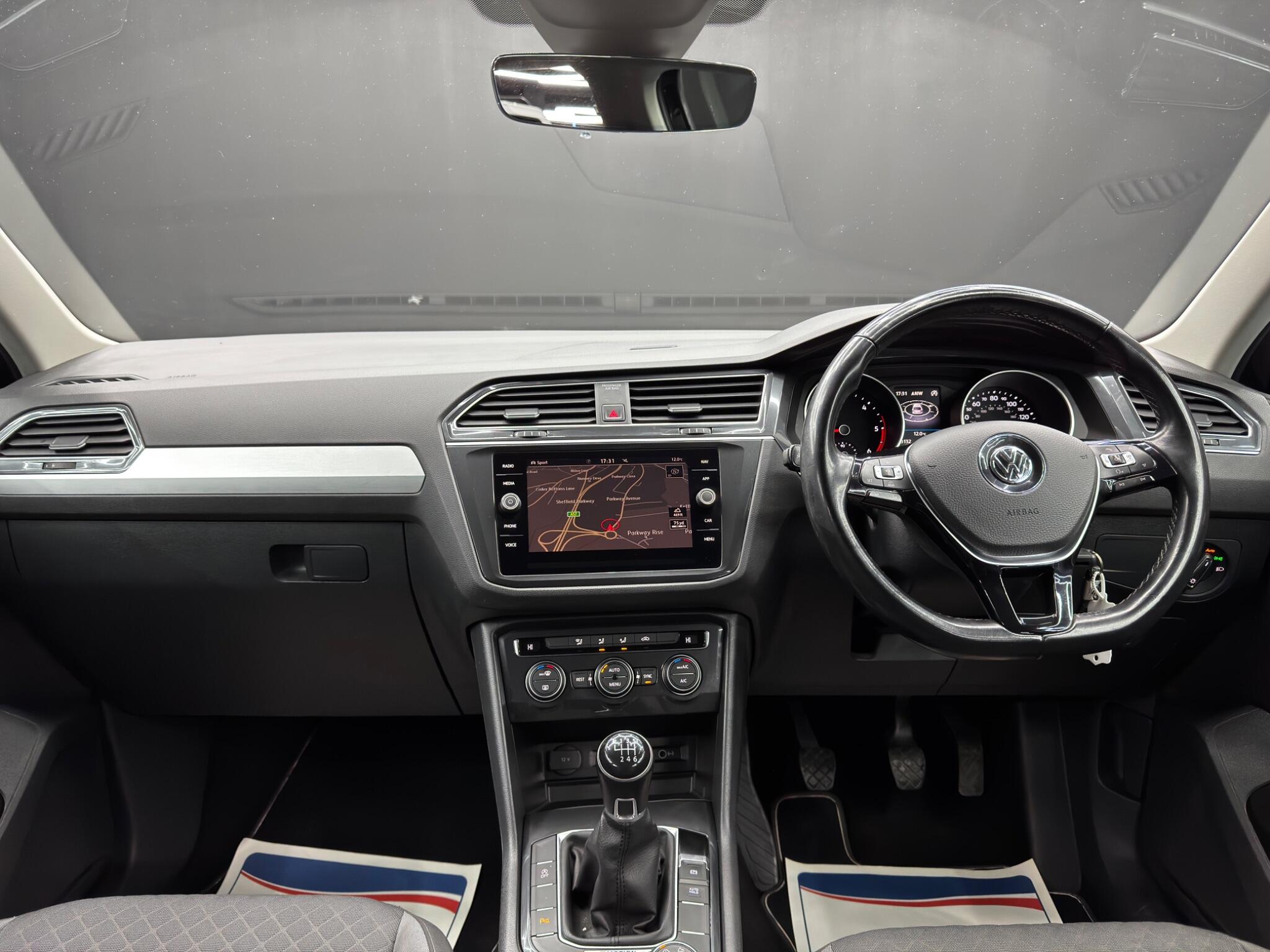 Volkswagen Tiguan 2.0 TDI SE Navigation 4Motion Euro 6 (s/s) 5dr 5dr Manual 2026