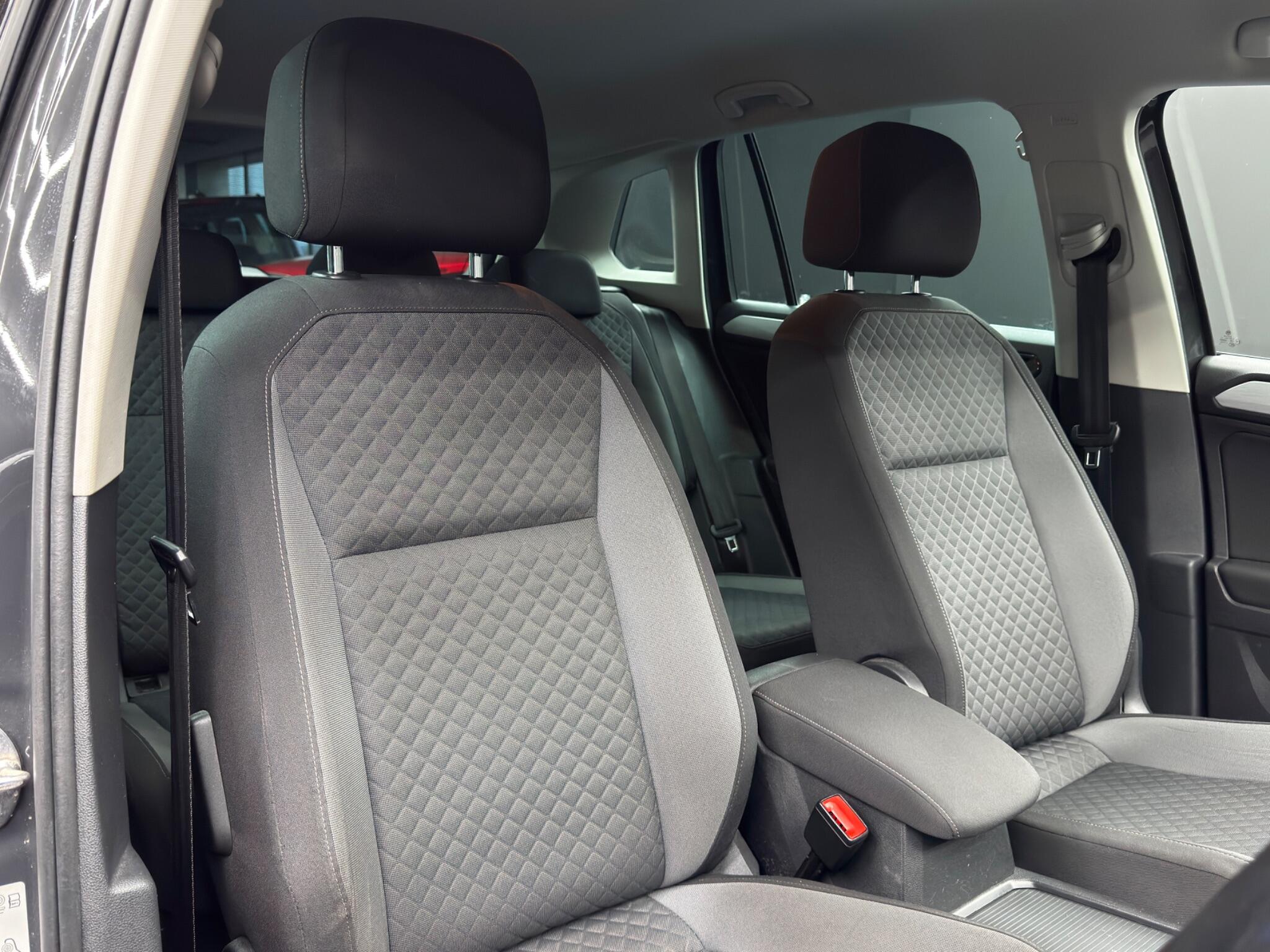 Volkswagen Tiguan 2.0 TDI SE Navigation 4Motion Euro 6 (s/s) 5dr 5dr Manual 2026