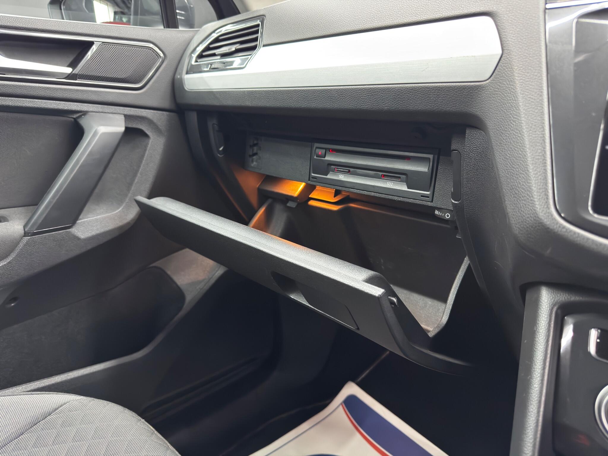 Volkswagen Tiguan 2.0 TDI SE Navigation 4Motion Euro 6 (s/s) 5dr 5dr Manual 2026