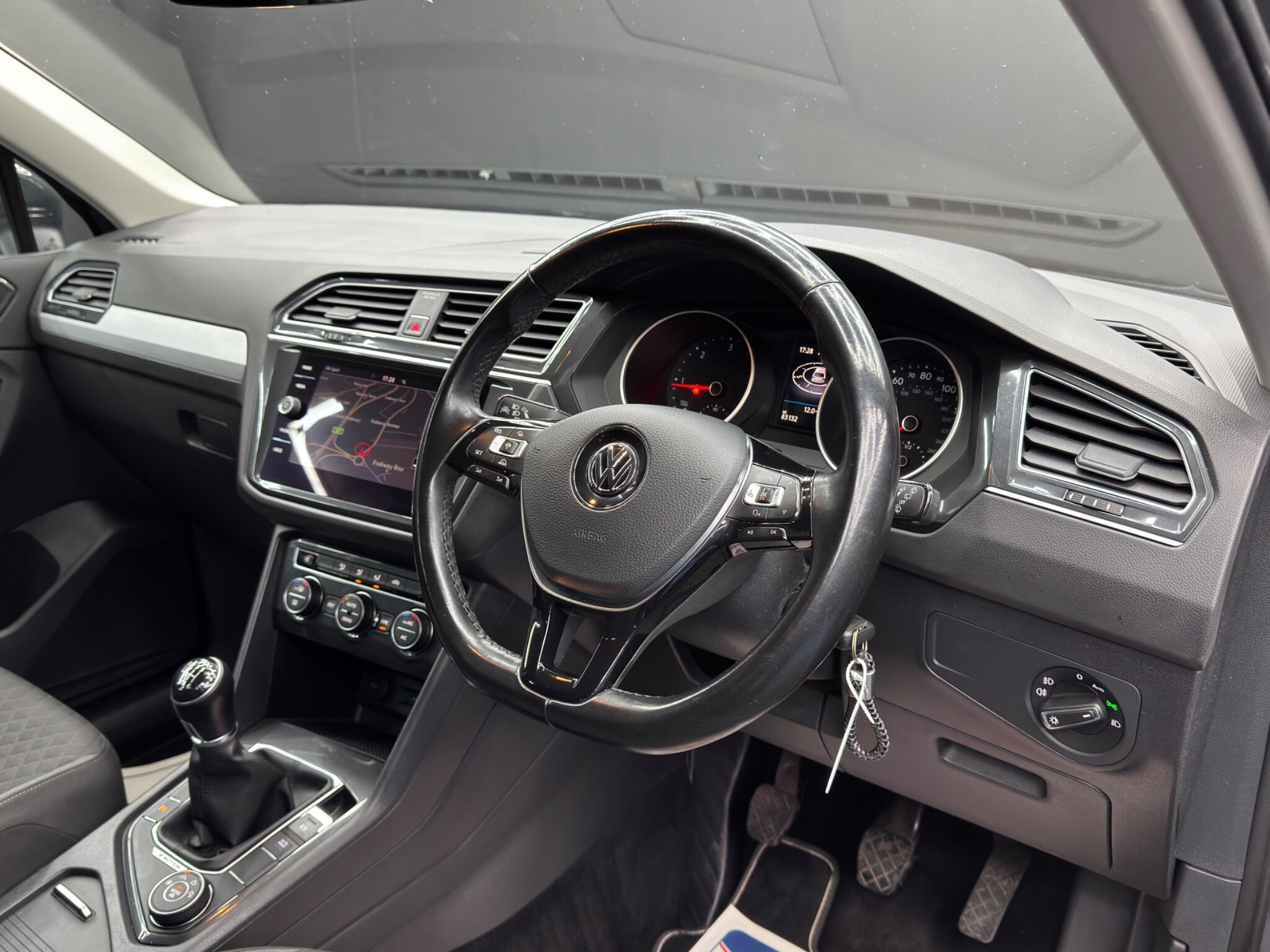 Volkswagen Tiguan 2.0 TDI SE Navigation 4Motion Euro 6 (s/s) 5dr 5dr Manual 2026