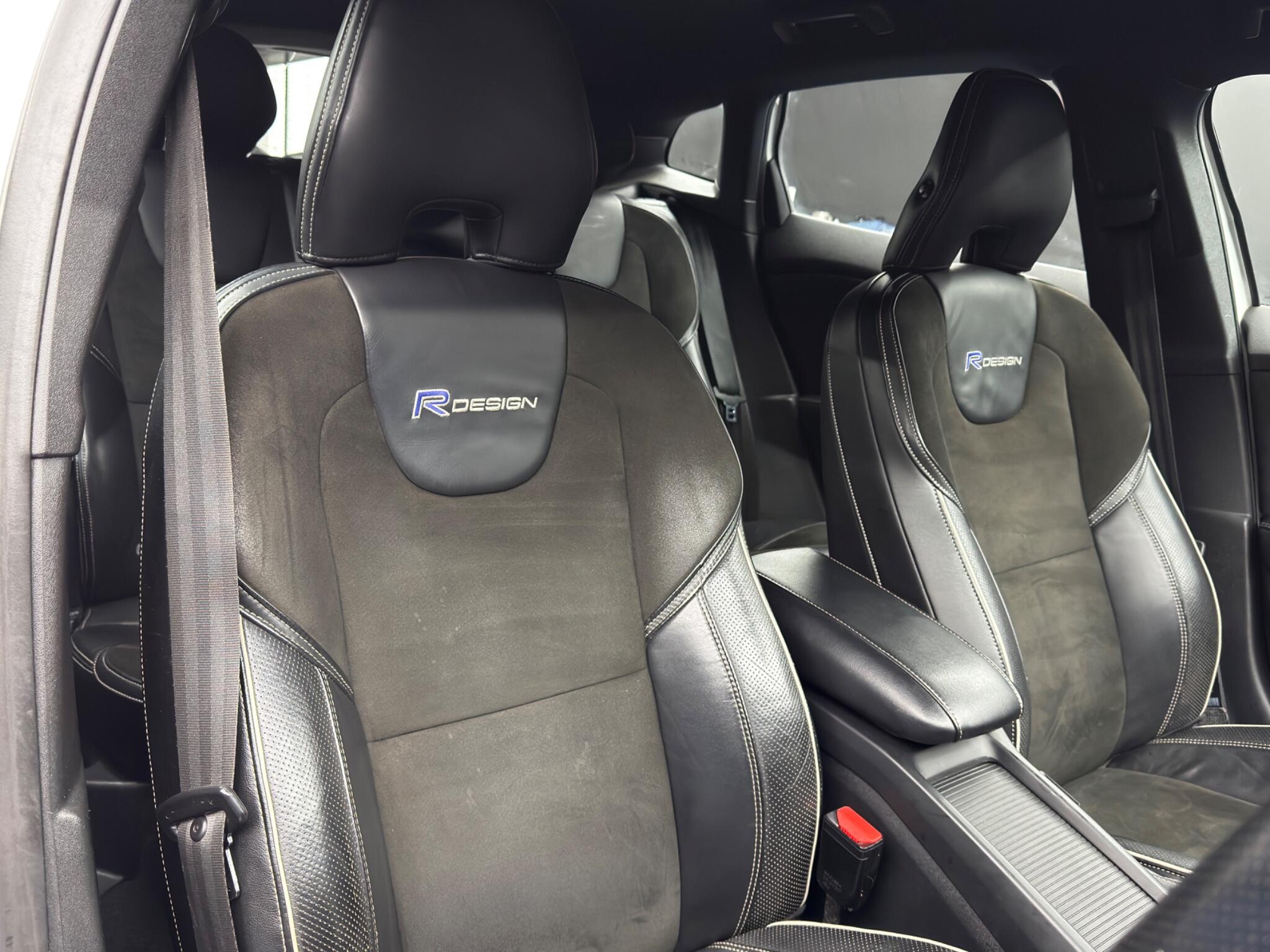 Volvo V40 1.6 D2 R-Design Euro 5 (s/s) 5dr 5dr Manual 2026