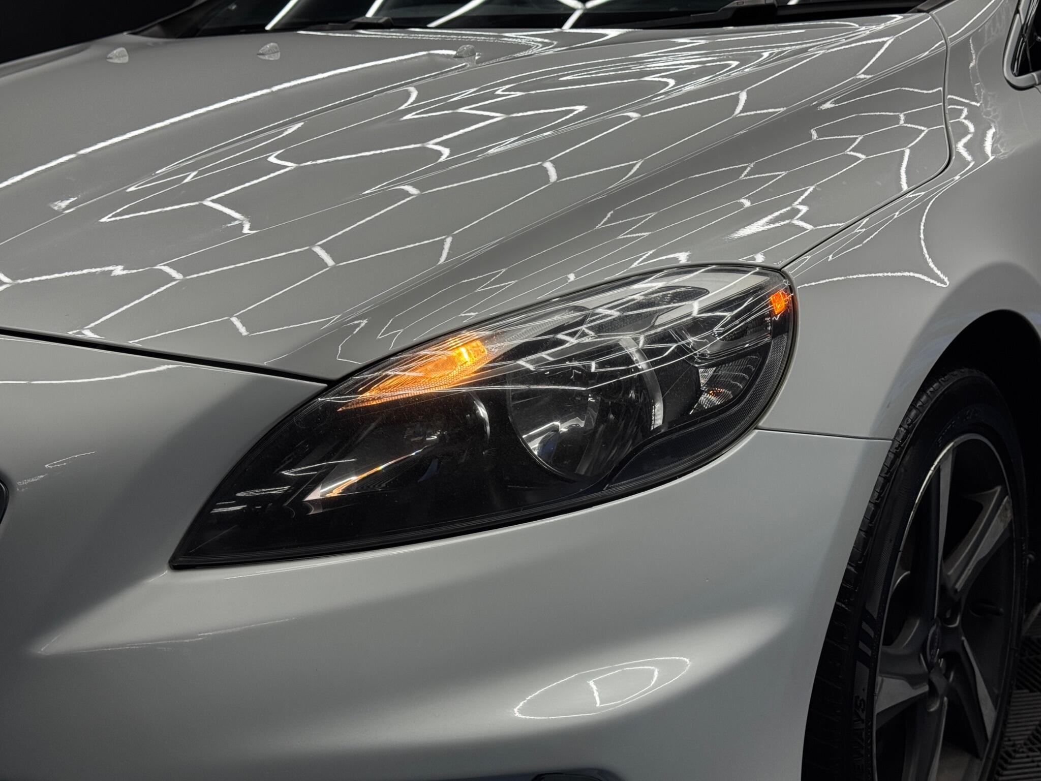 Volvo V40 1.6 D2 R-Design Euro 5 (s/s) 5dr 5dr Manual 2026