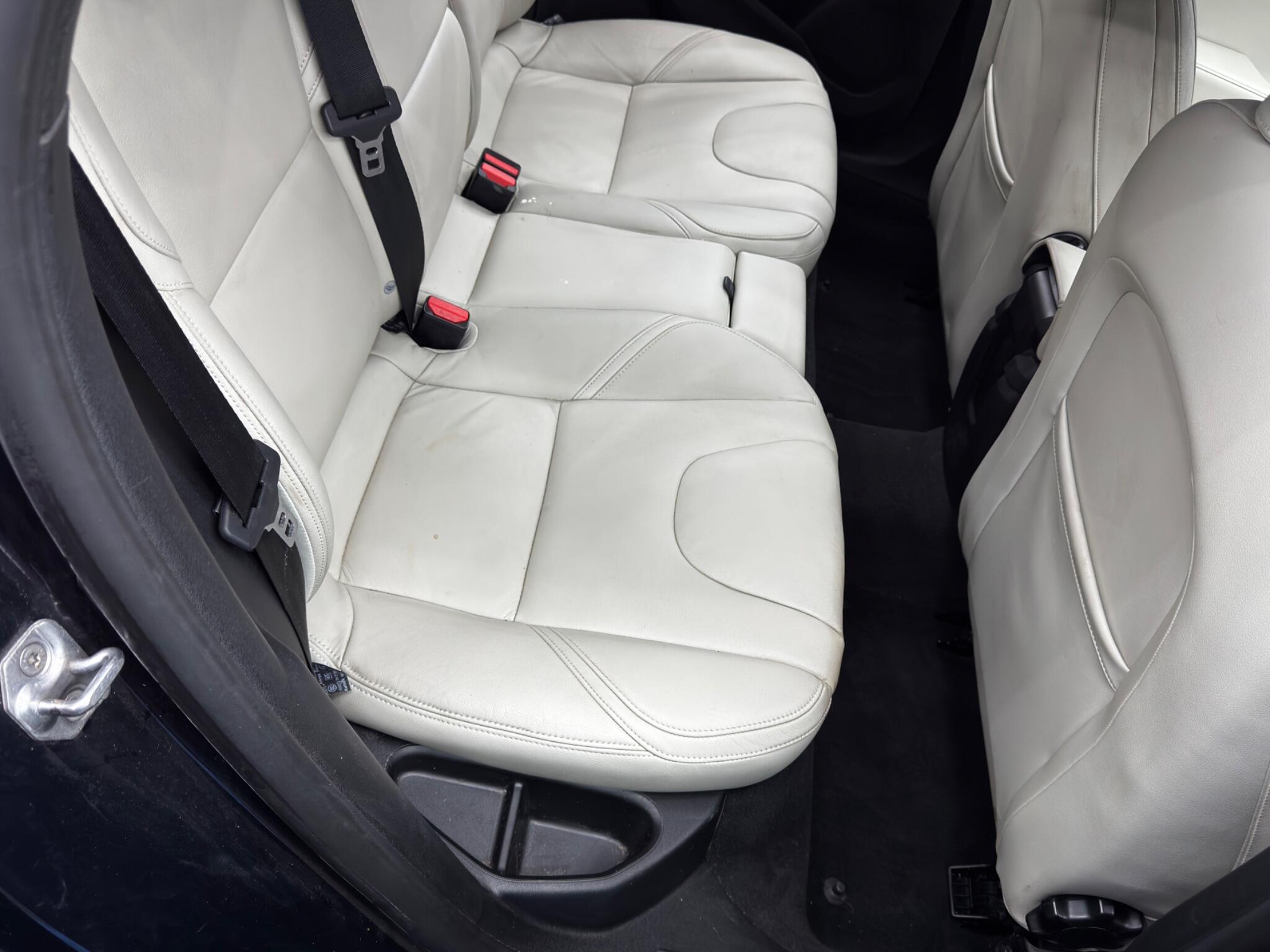 Volvo V40 2.0 D2 SE Lux Euro 6 (s/s) 5dr 5dr Manual 2026