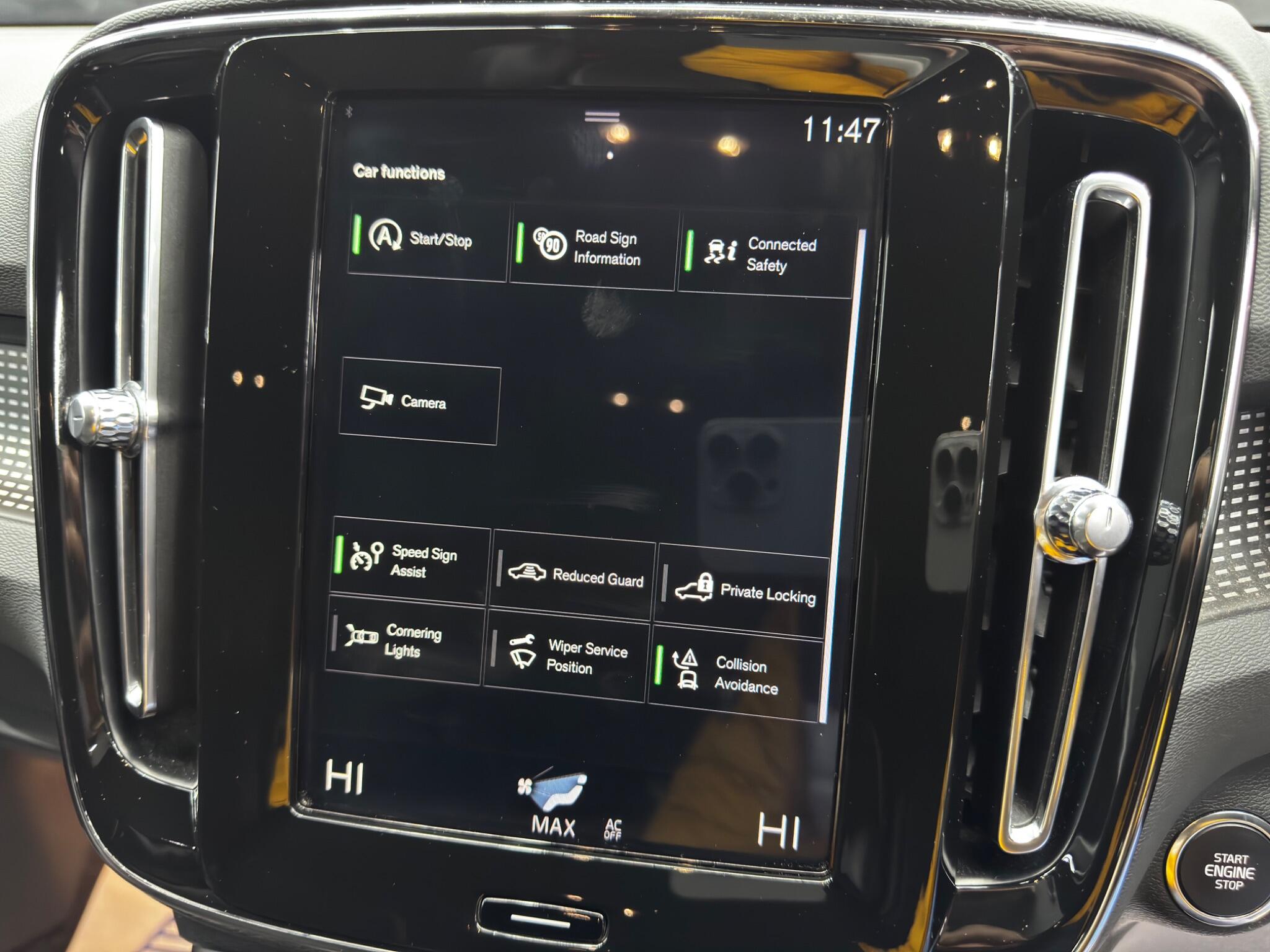 Volvo XC40 2.0 D3 R-Design Auto AWD Euro 6 (s/s) 5dr 5dr Automatic 2025