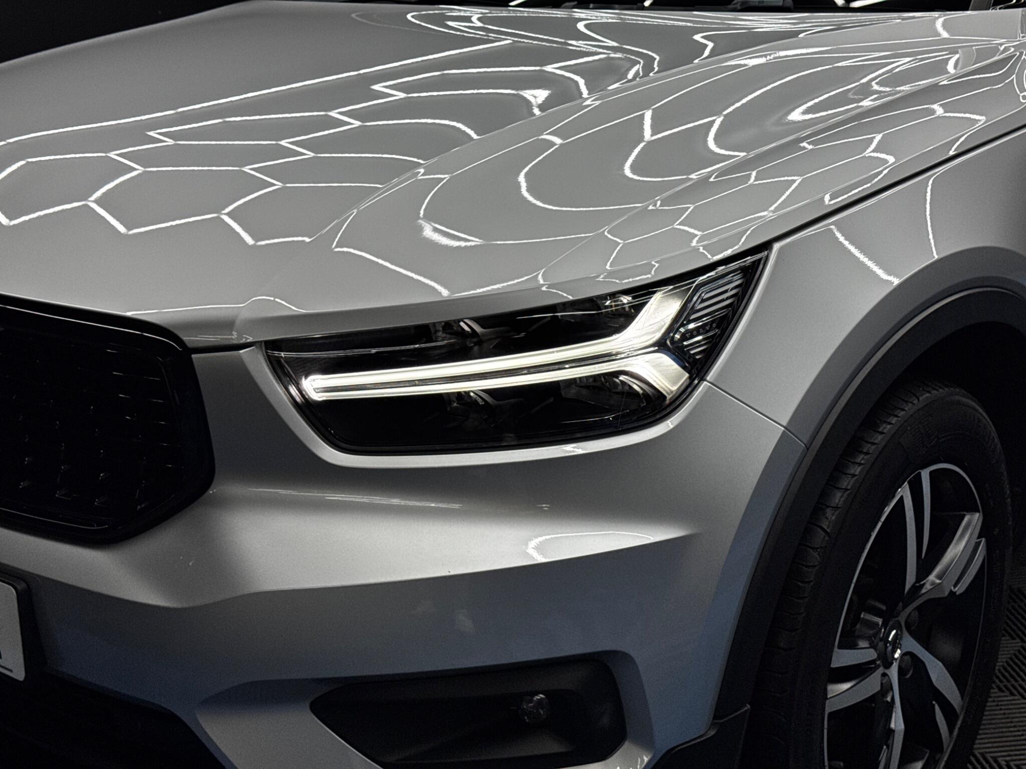 Volvo XC40 2.0 D3 R-Design Auto AWD Euro 6 (s/s) 5dr 5dr Automatic 2025