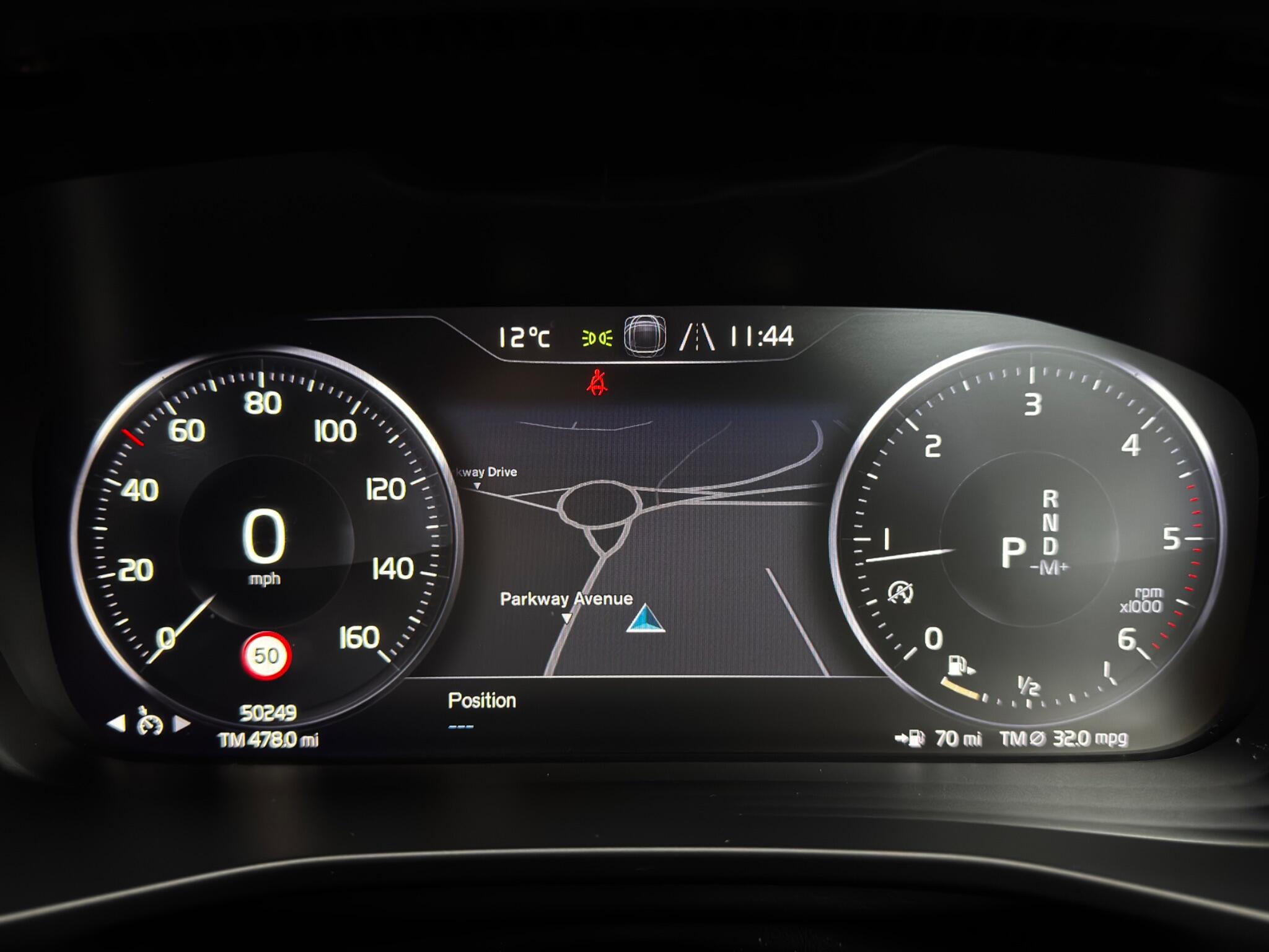 Volvo XC40 2.0 D3 R-Design Auto AWD Euro 6 (s/s) 5dr 5dr Automatic 2025